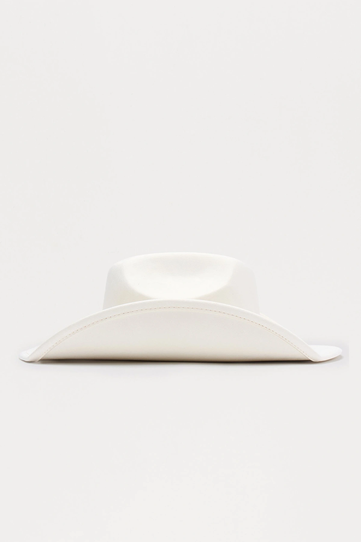 Howdy Cowboy Hat - Cream — Creme