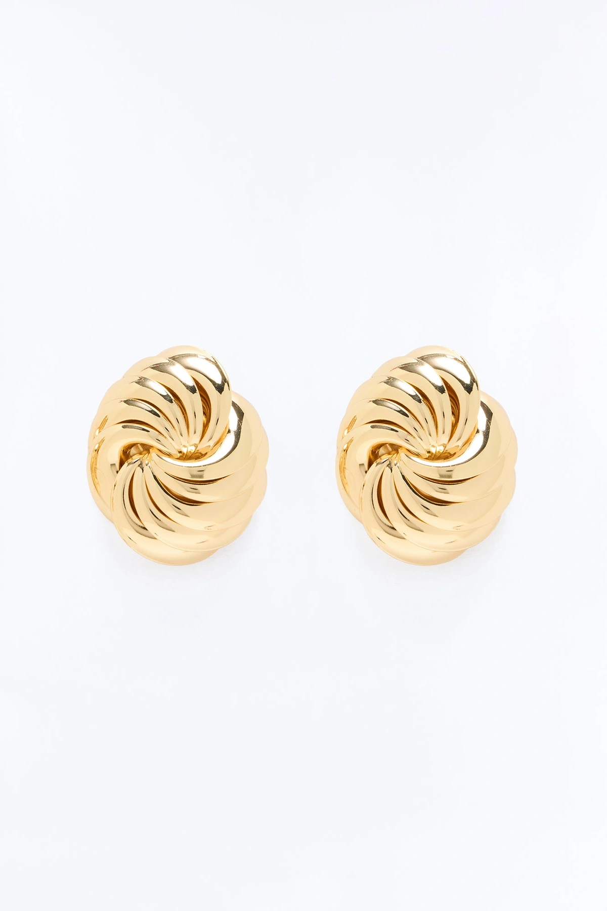 Shell Shock Stud Earrings - Gold — Dourado