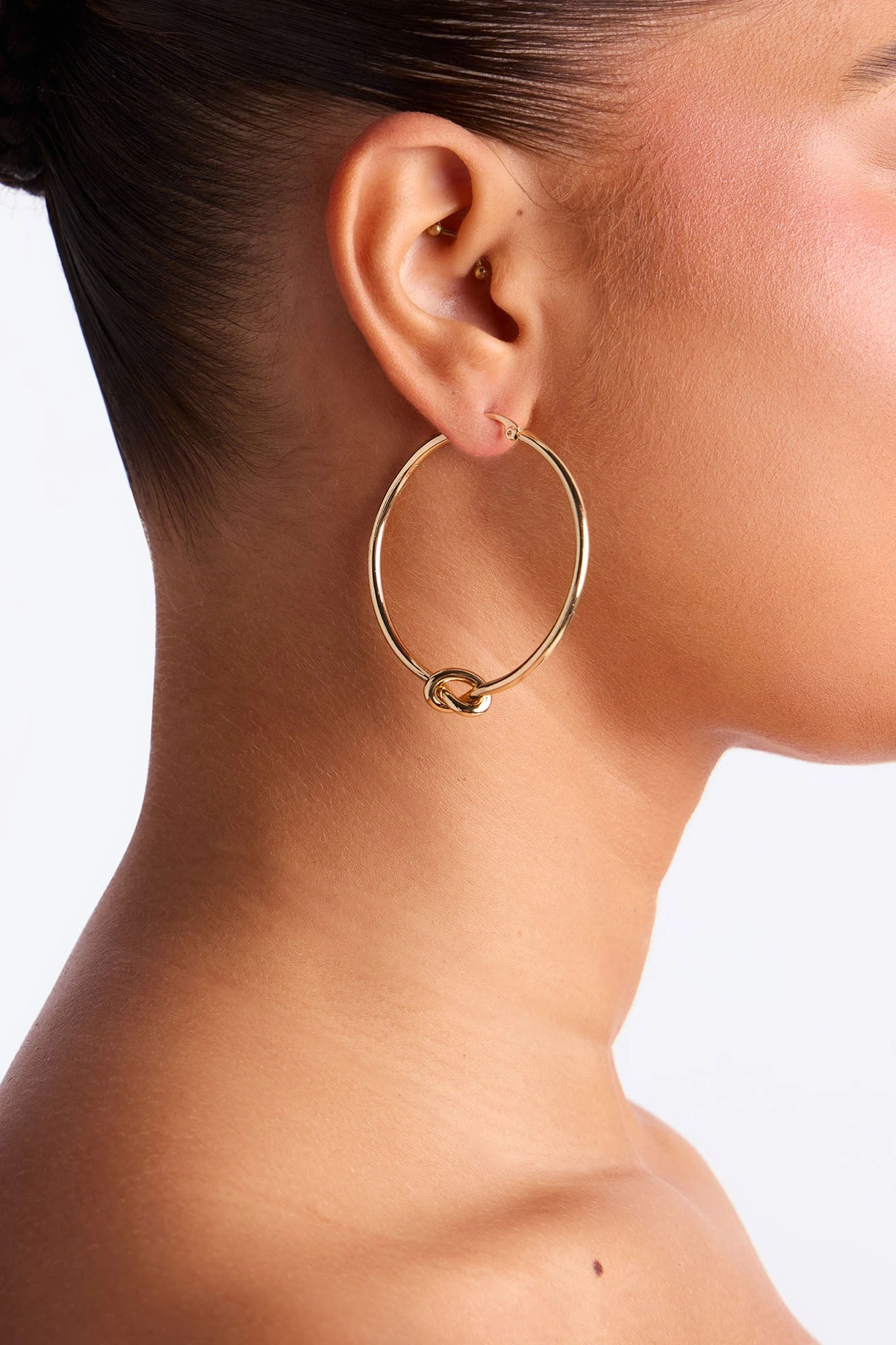 Knot Your Problem Hoop Earring - Gold — Dourado