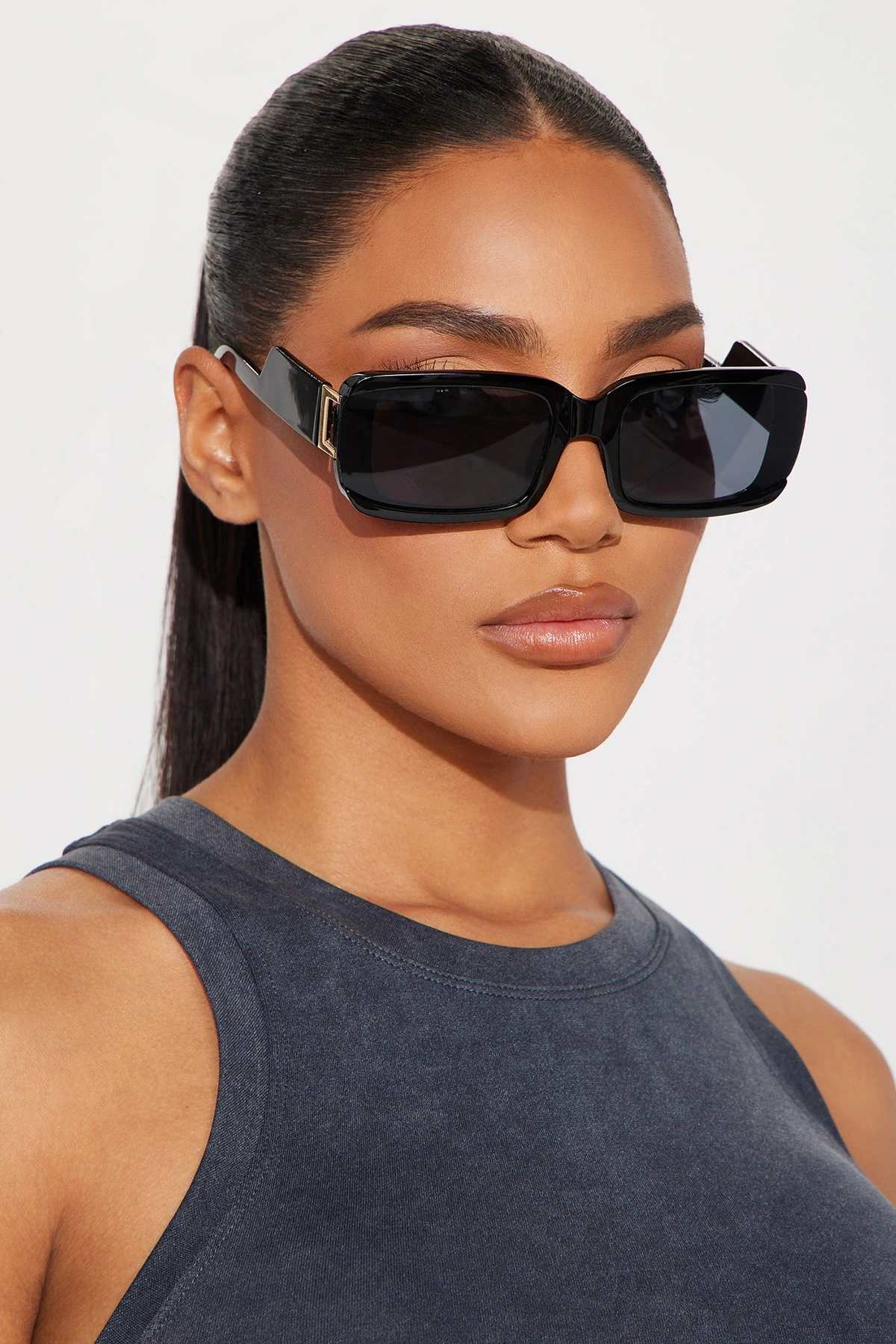 Close The Blinds Sunglasses - Black — Preto