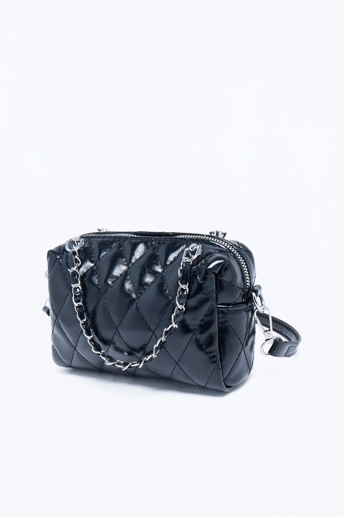 Quilty Pleasure Faux Leather Crossbody Handbag - Black — Preto