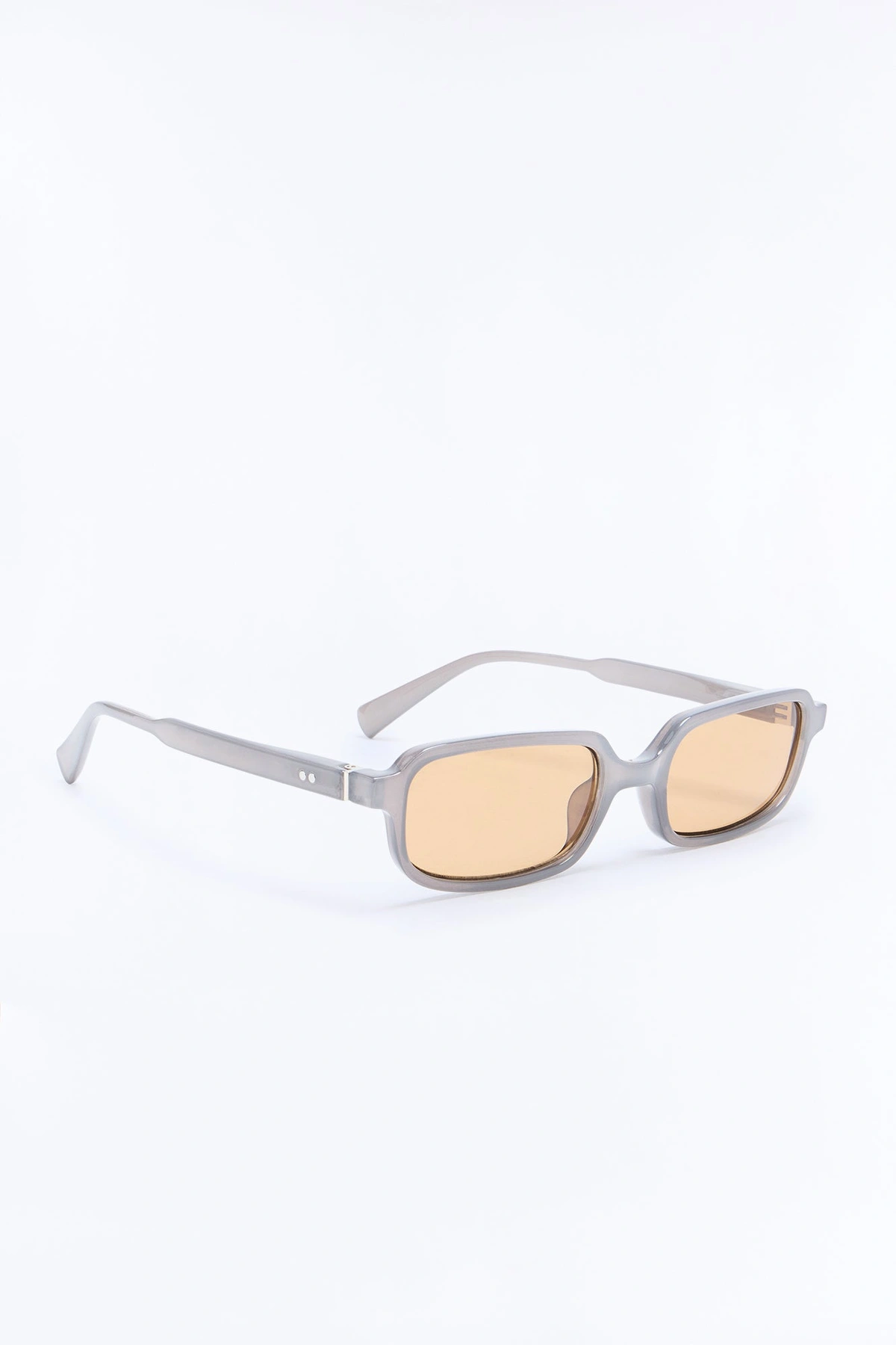 Have It Her Way Sunglasses - Grey — Cinzento
