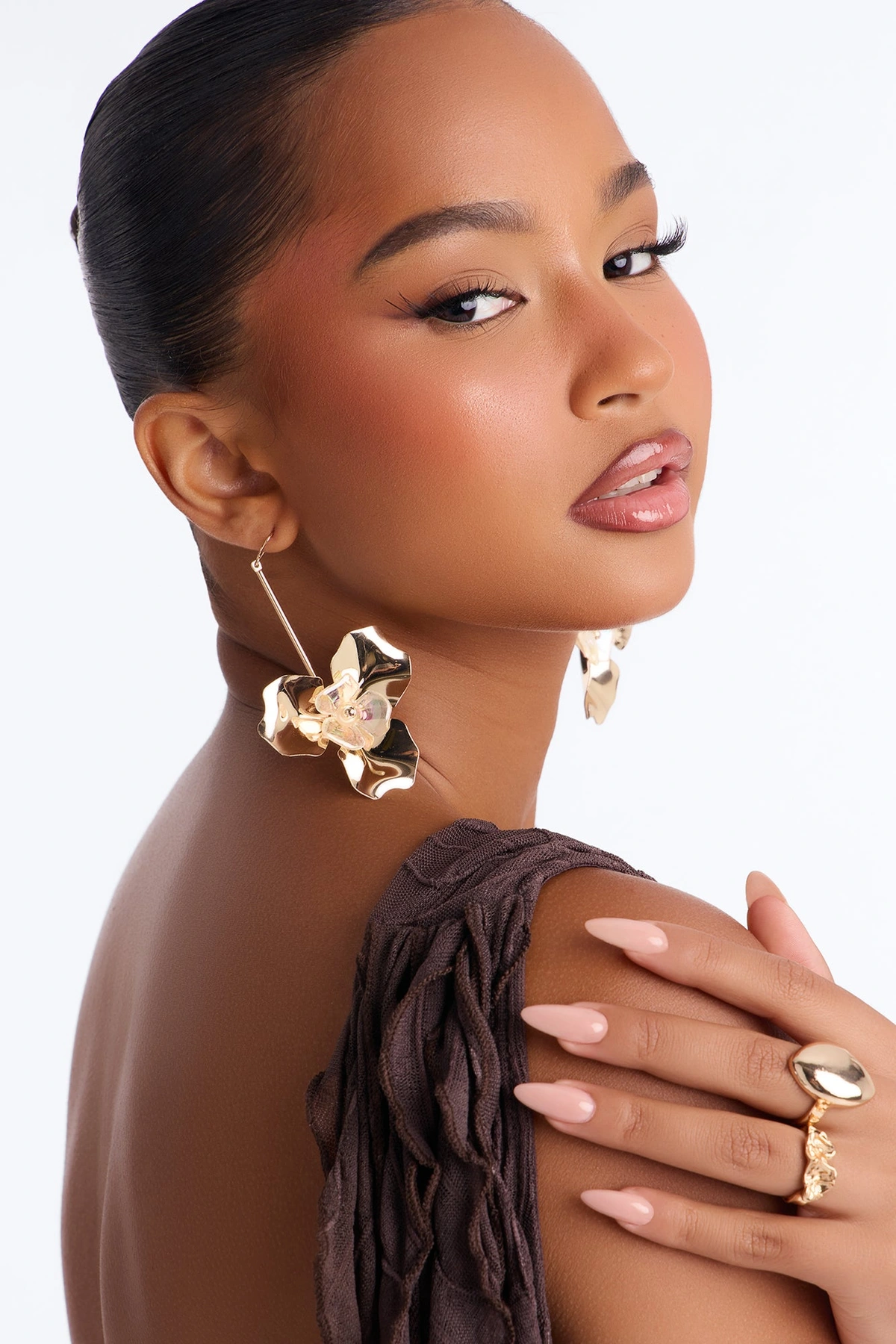 Bloom Iridescent Drop Earrings - Gold — Dourado