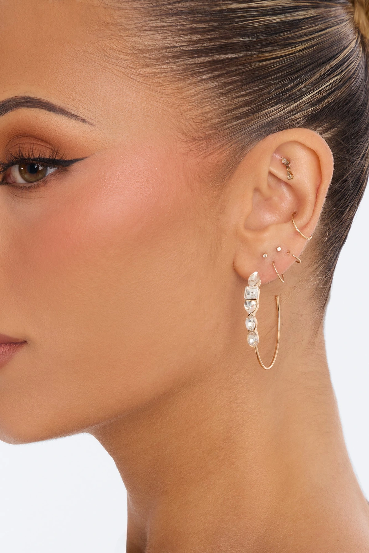 Late Nights Rhinestone Hoop Earrings - Gold — Dourado