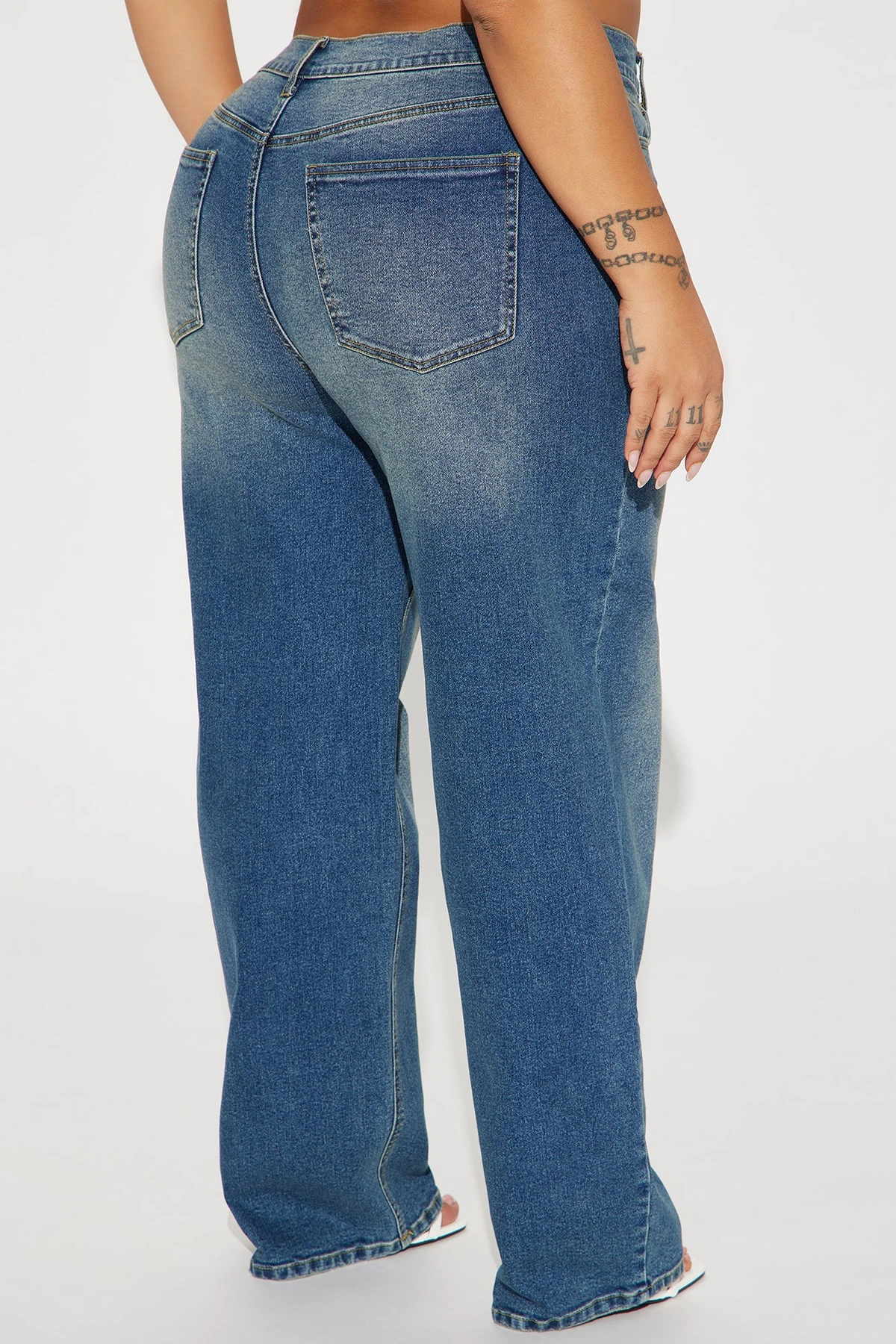 In Sync Stretch Crossover Straight Leg Jeans - Dark Wash — Ganga de lavagem escura
