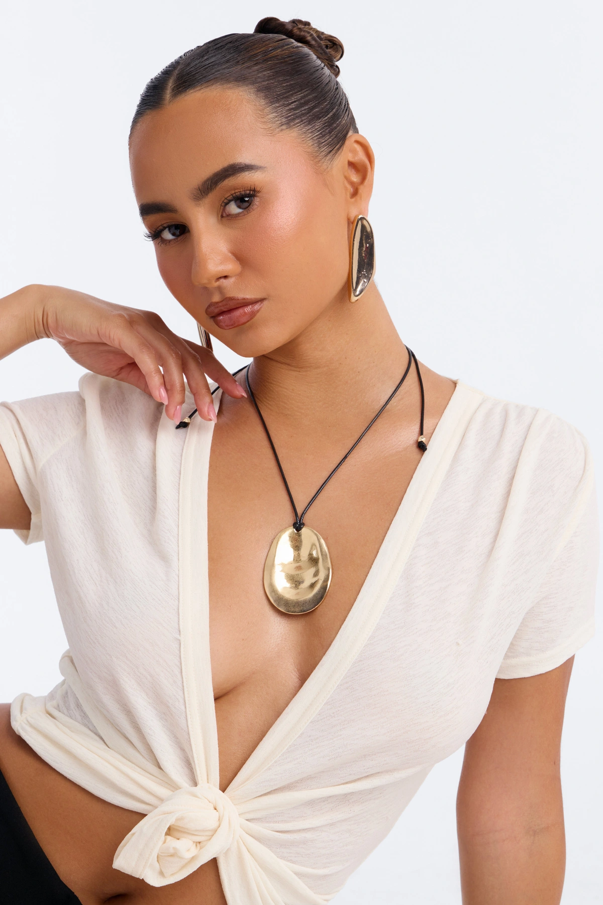 Glow Pendant Cord Necklace - Gold — Dourado