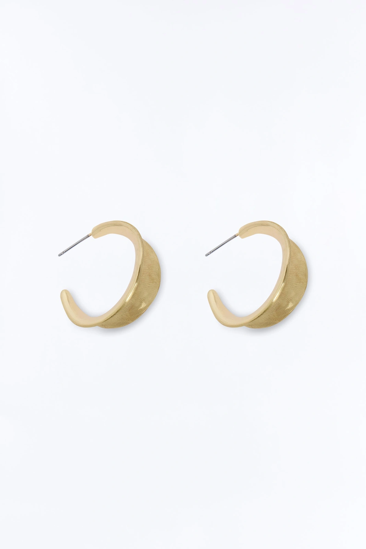 Changed My Mind Hoop Earrings - Gold — Dourado