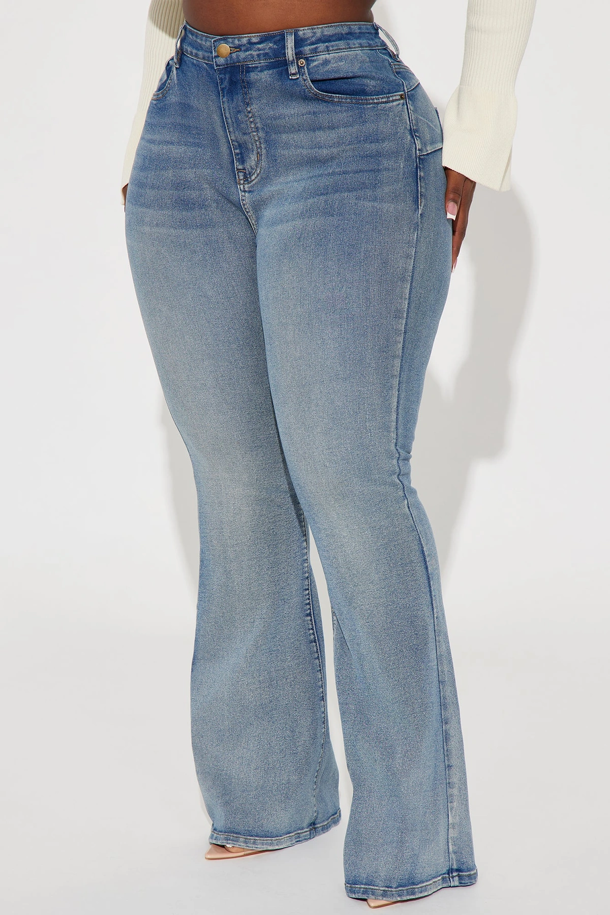 Gemma Sculpting Stretch Flare Jeans - Vintage Wash — Ganga de lavagem envelhecida