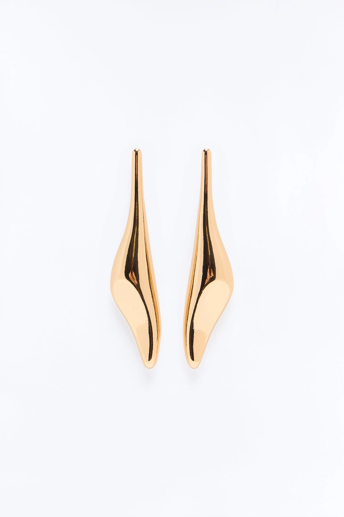 Chrome Gal Drop Earrings - Gold — Dourado