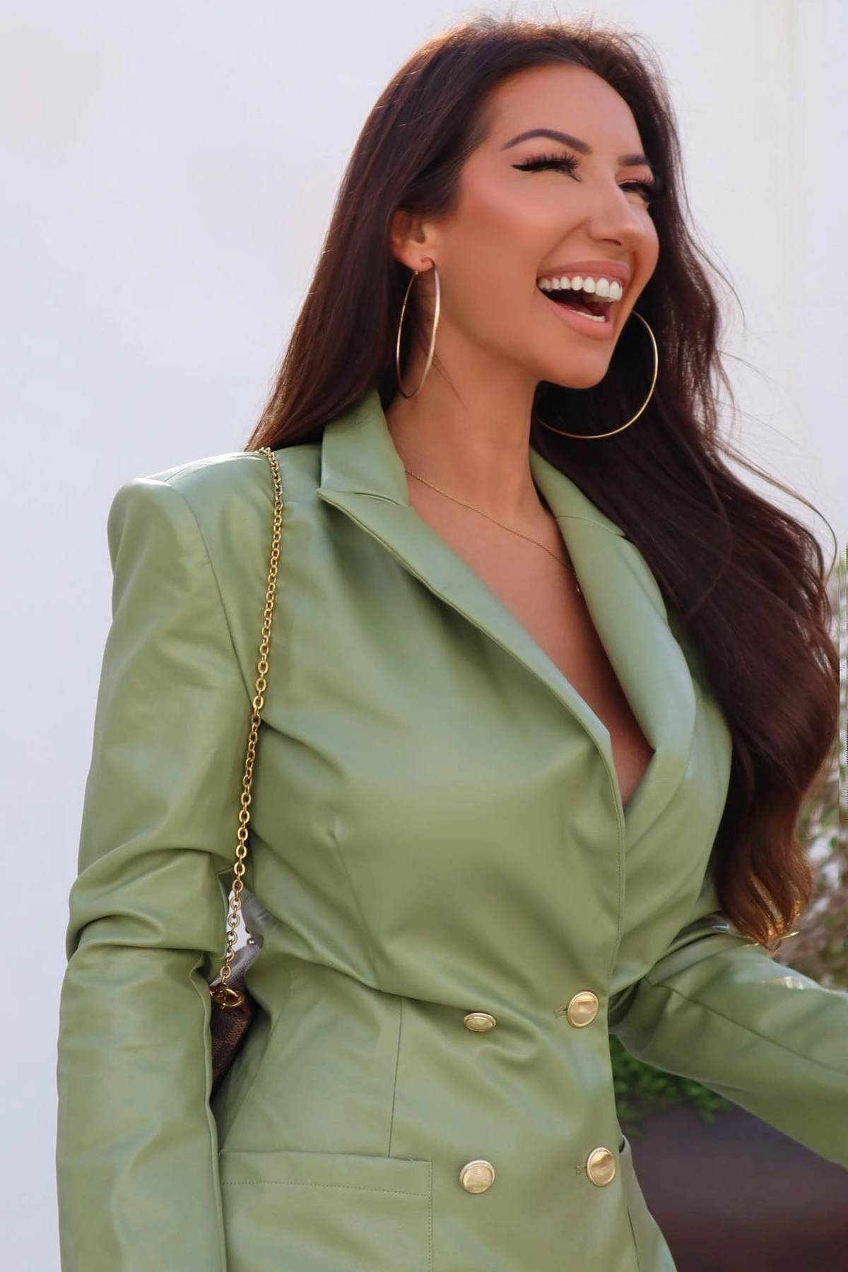 Devan Hoop Earrings - Gold — Dourado
