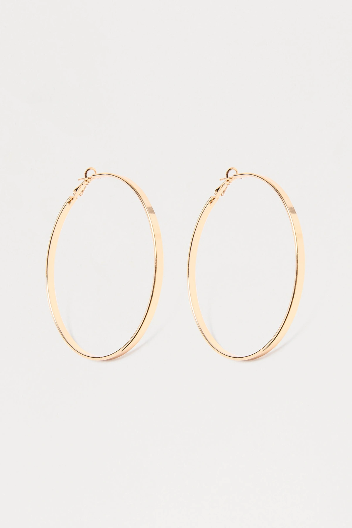 Greta Oversized Hoop Earrings - Gold — Dourado