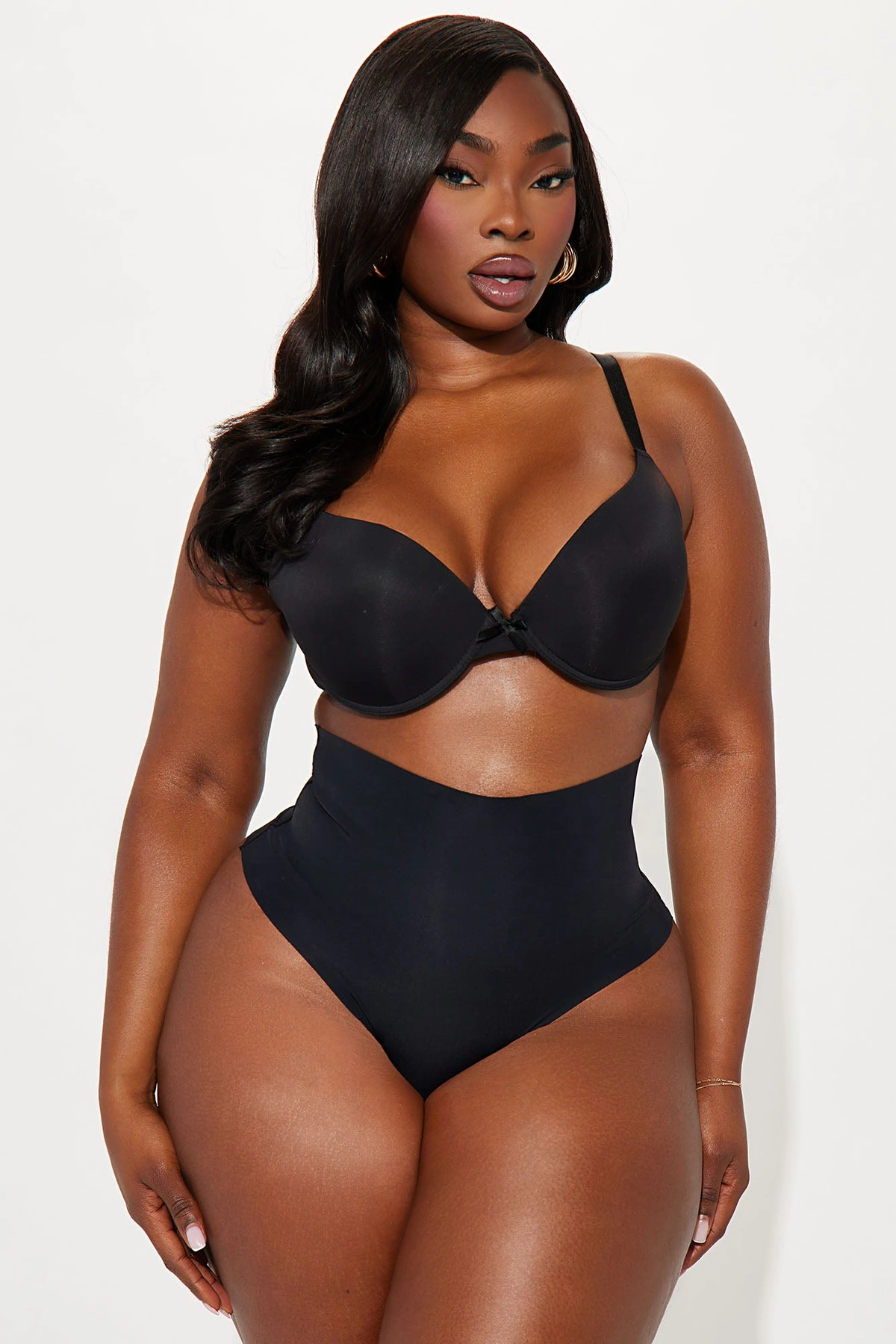 Smoothing Shapewear Thong Panty - Black — Preto