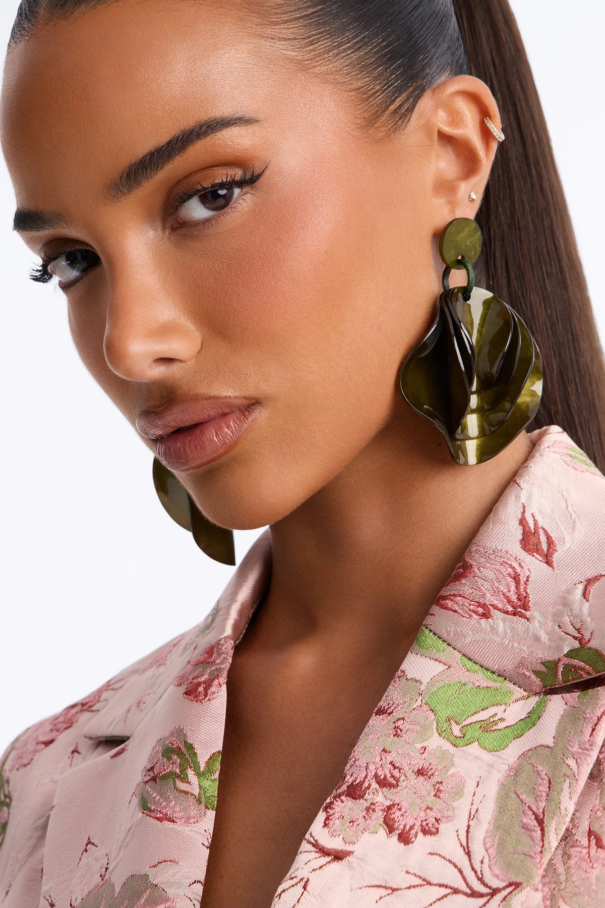 Petals For Days Drop Earrings - Green — Verde