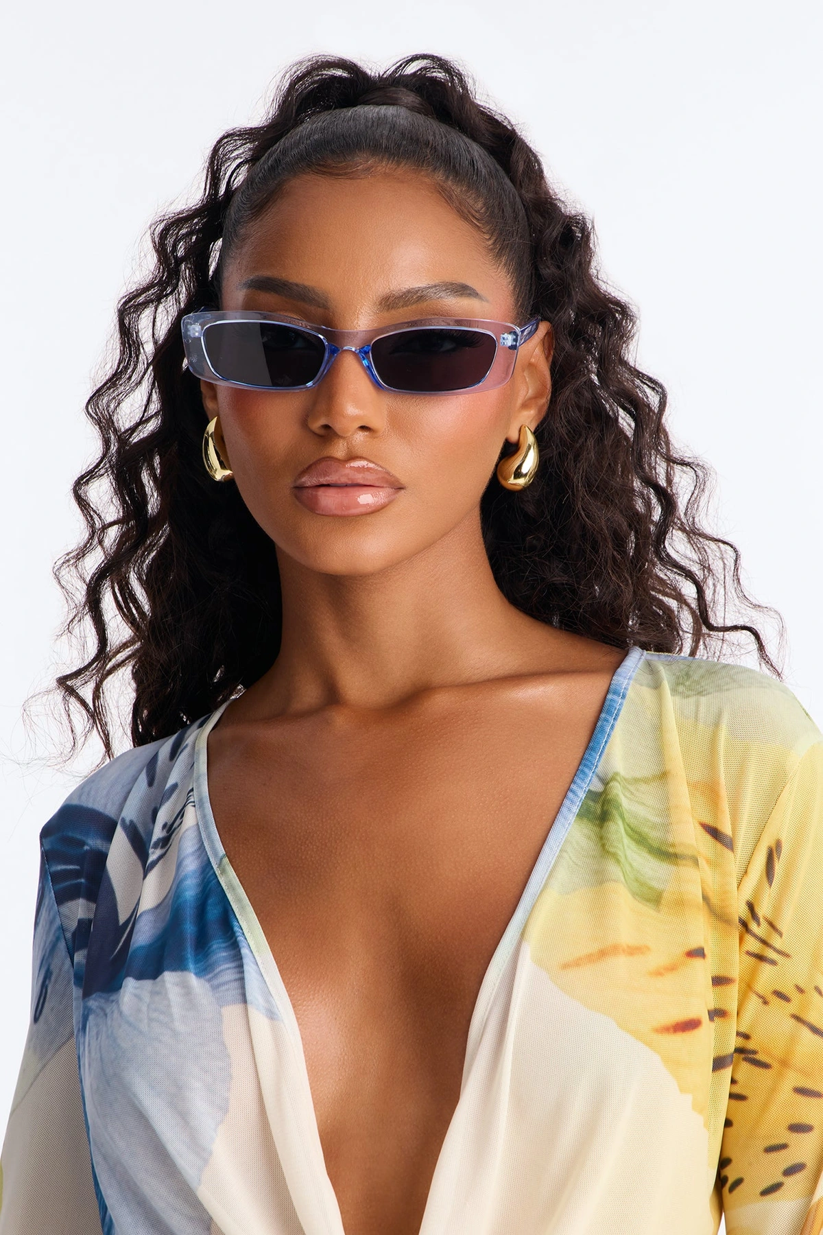 Lounging All Day Sunglasses - Blue — Azul