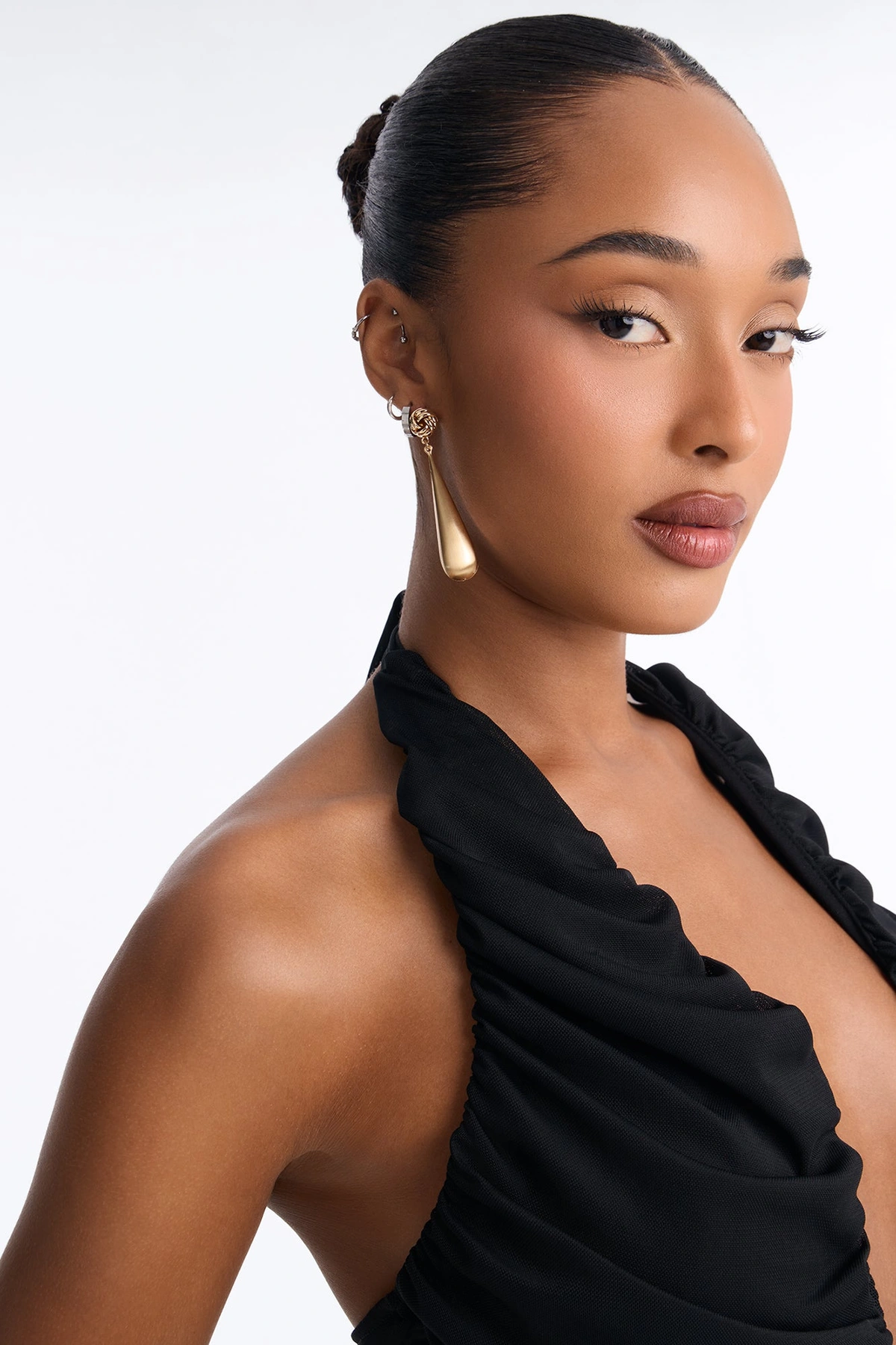 Laurell Drop Earrings - Gold — Dourado