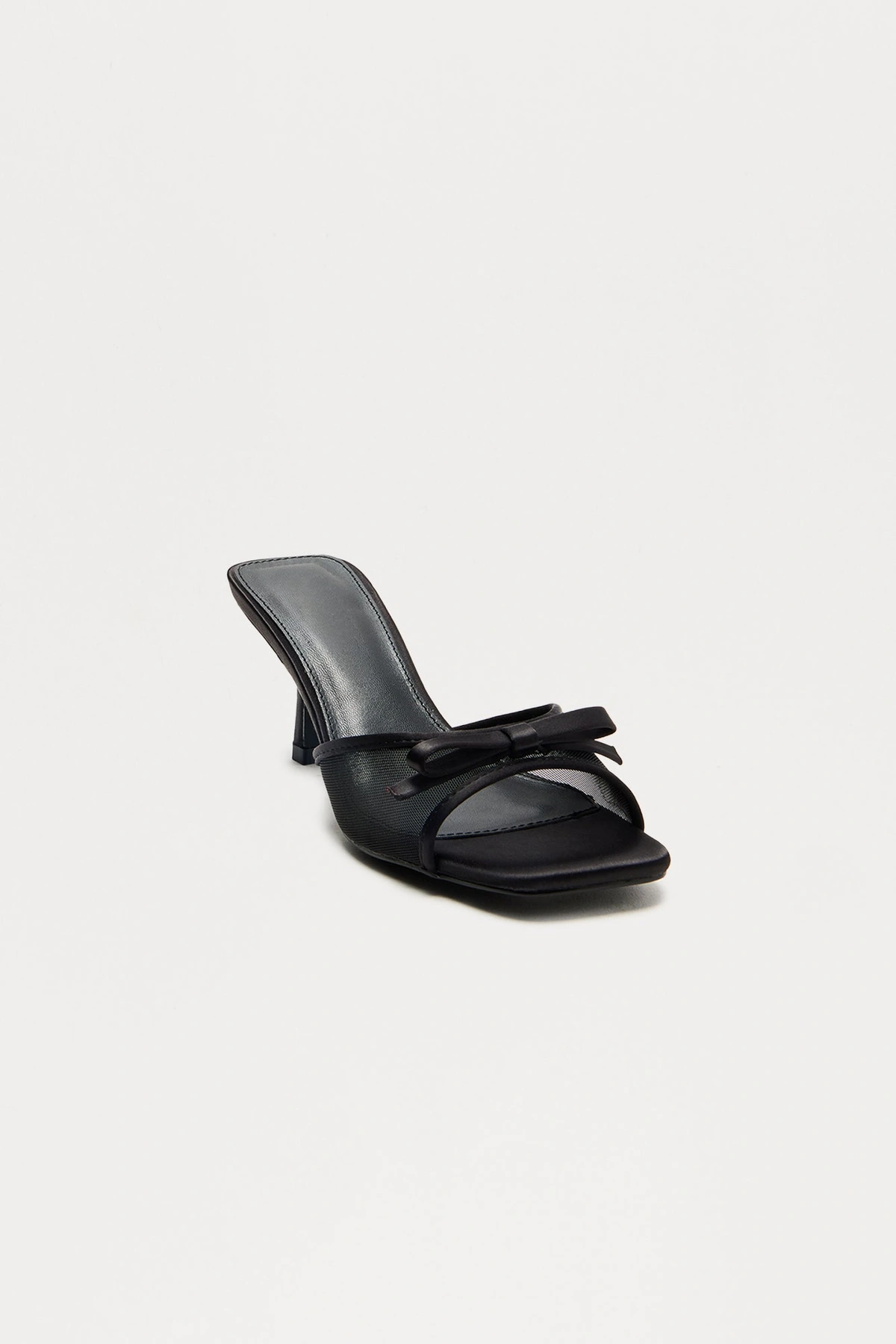 Divya Bow Faux Leather Mules - Black — Preto