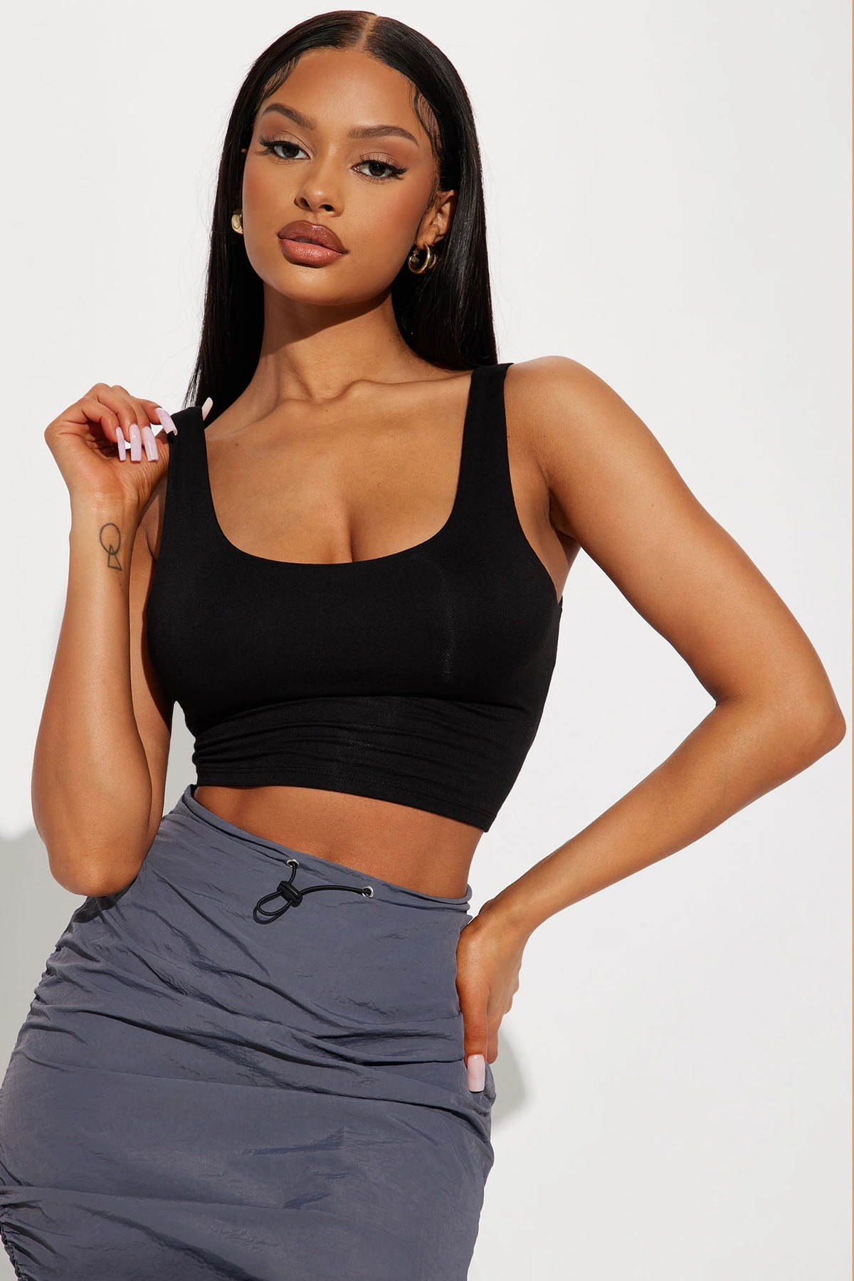 Emiah Crop Top - Black — Preto