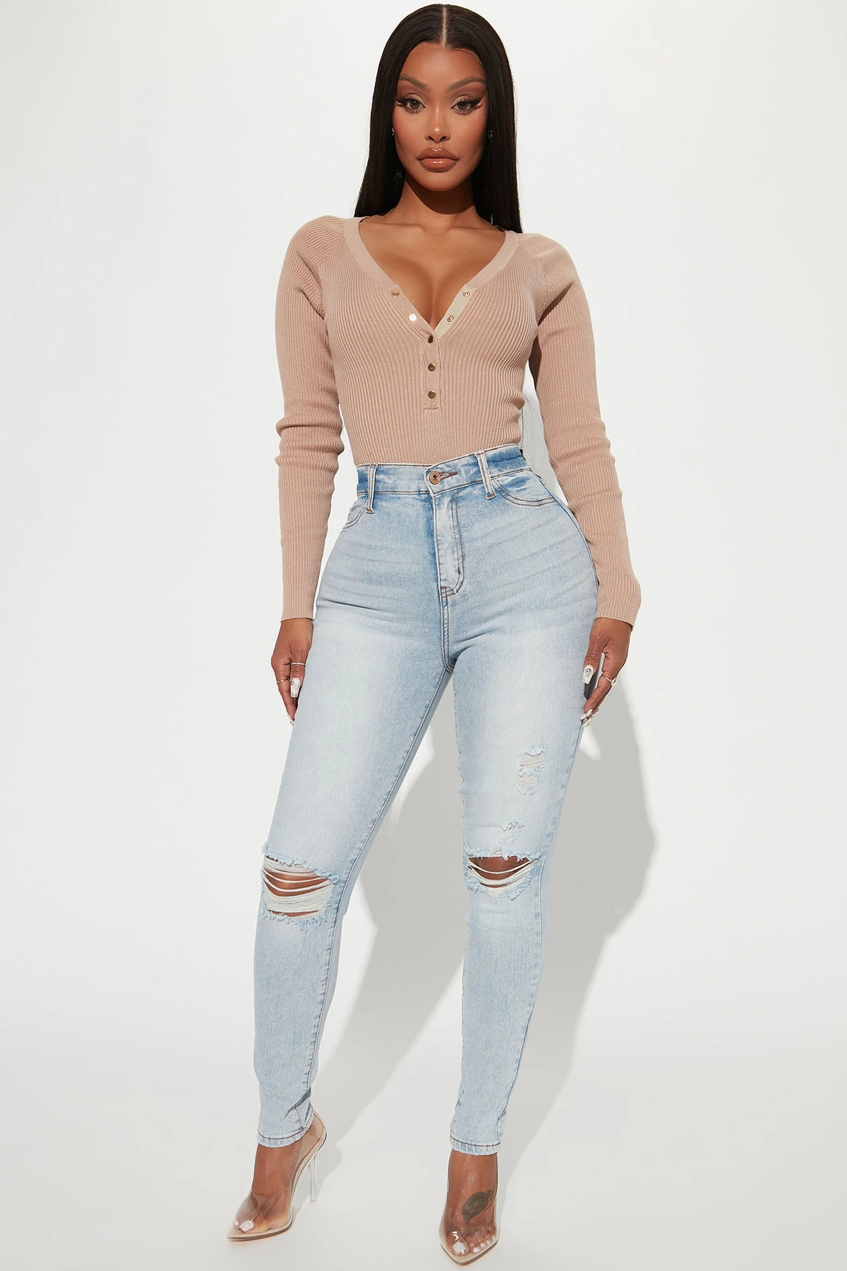 Turn' Heads Booty Lifting Skinny Jeans - Light Wash — Ganga de lavagem clara