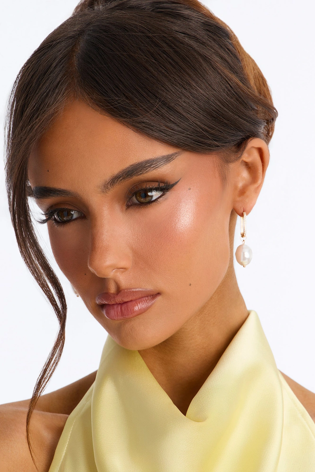 Amelia Pearl Drop Earrings - Gold — Dourado