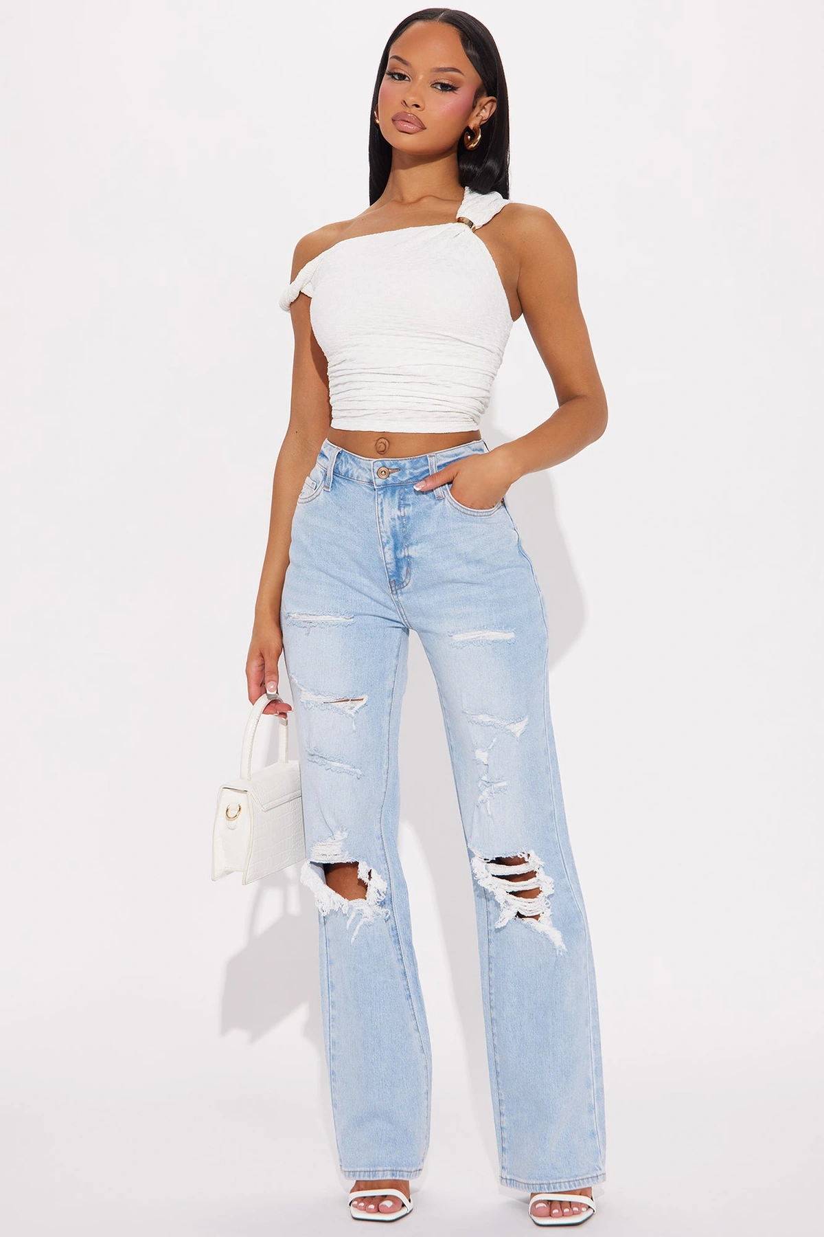 Posted Stretch Ripped Straight Leg Jeans - Light Wash — Ganga de lavagem clara