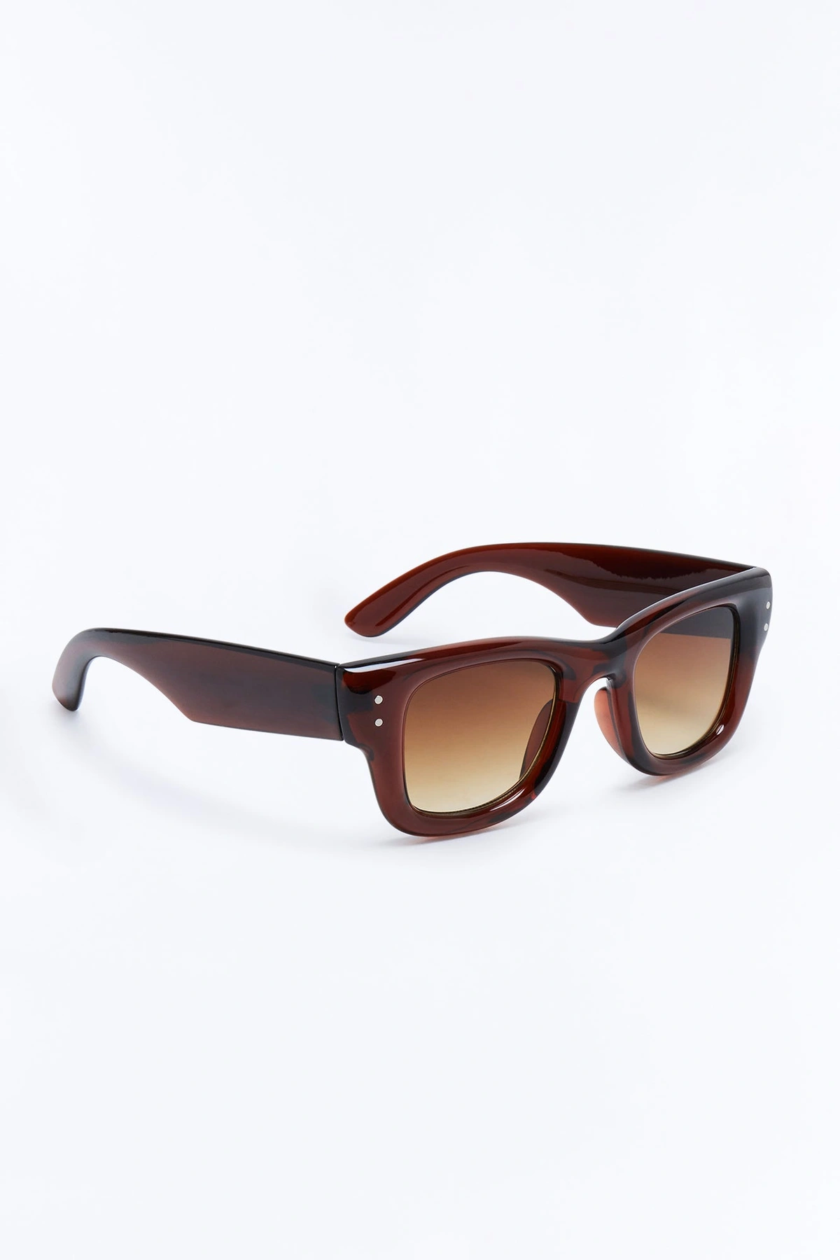 So Care Free Sunglasses - Brown — Castanho