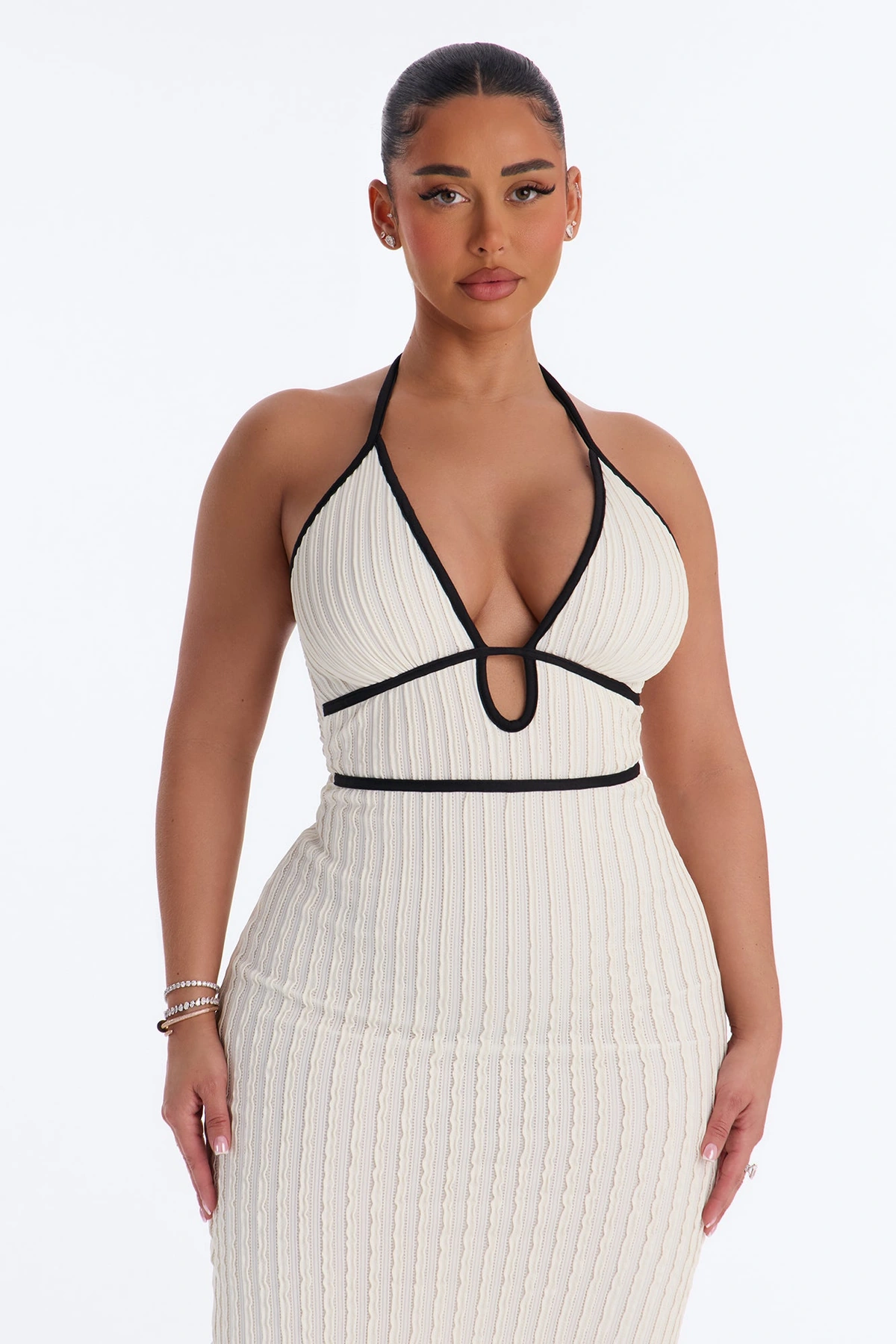 Sunlit Bliss Textured Maxi Dress - Off White — Off Branco
