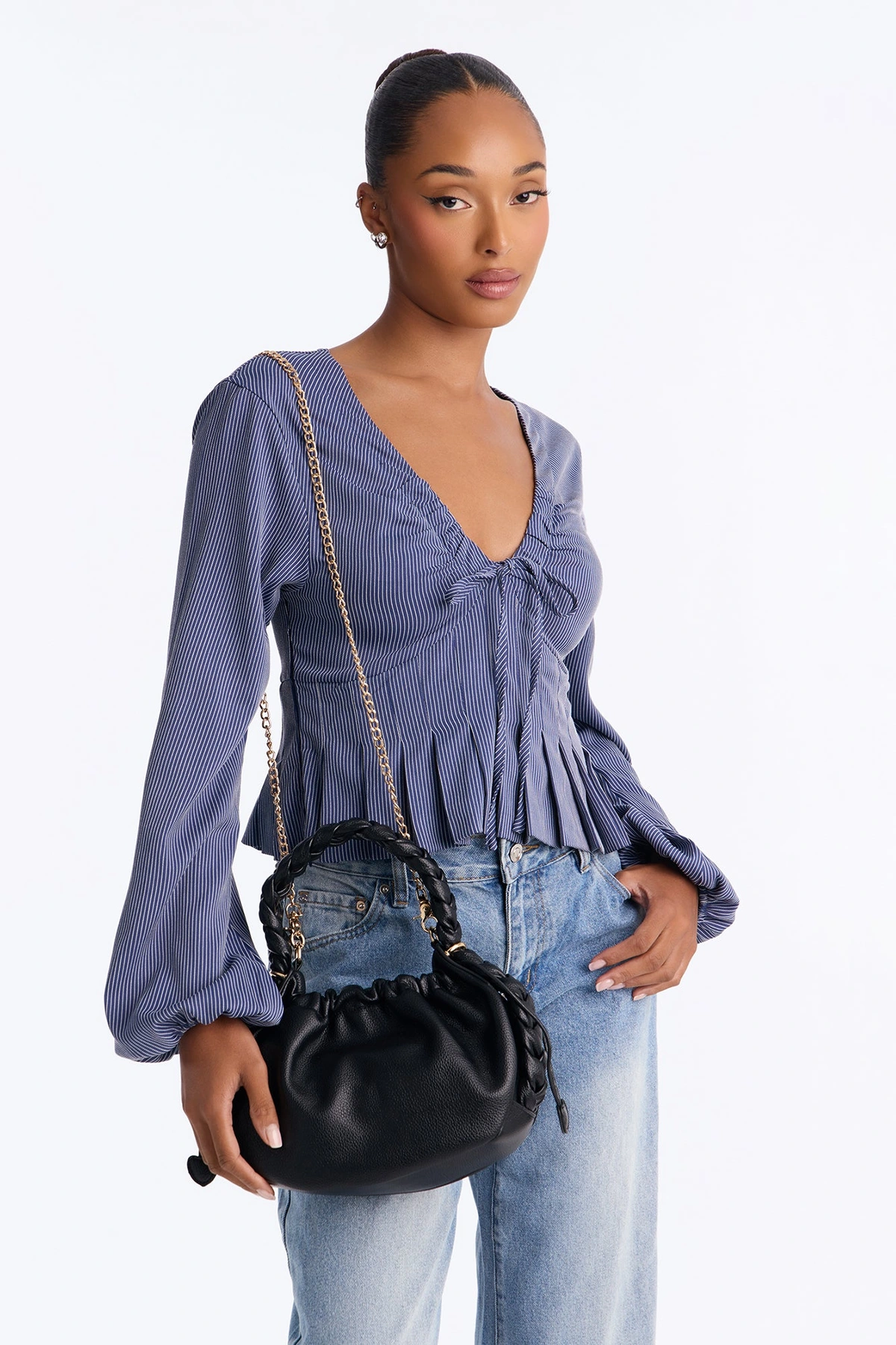 Pull Me Closer Faux Leather Crossbody Handbag - Black — Preto