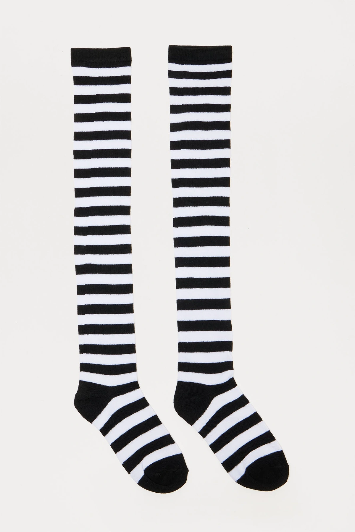 Witch Please Socks - Black/White — Preto/Branco