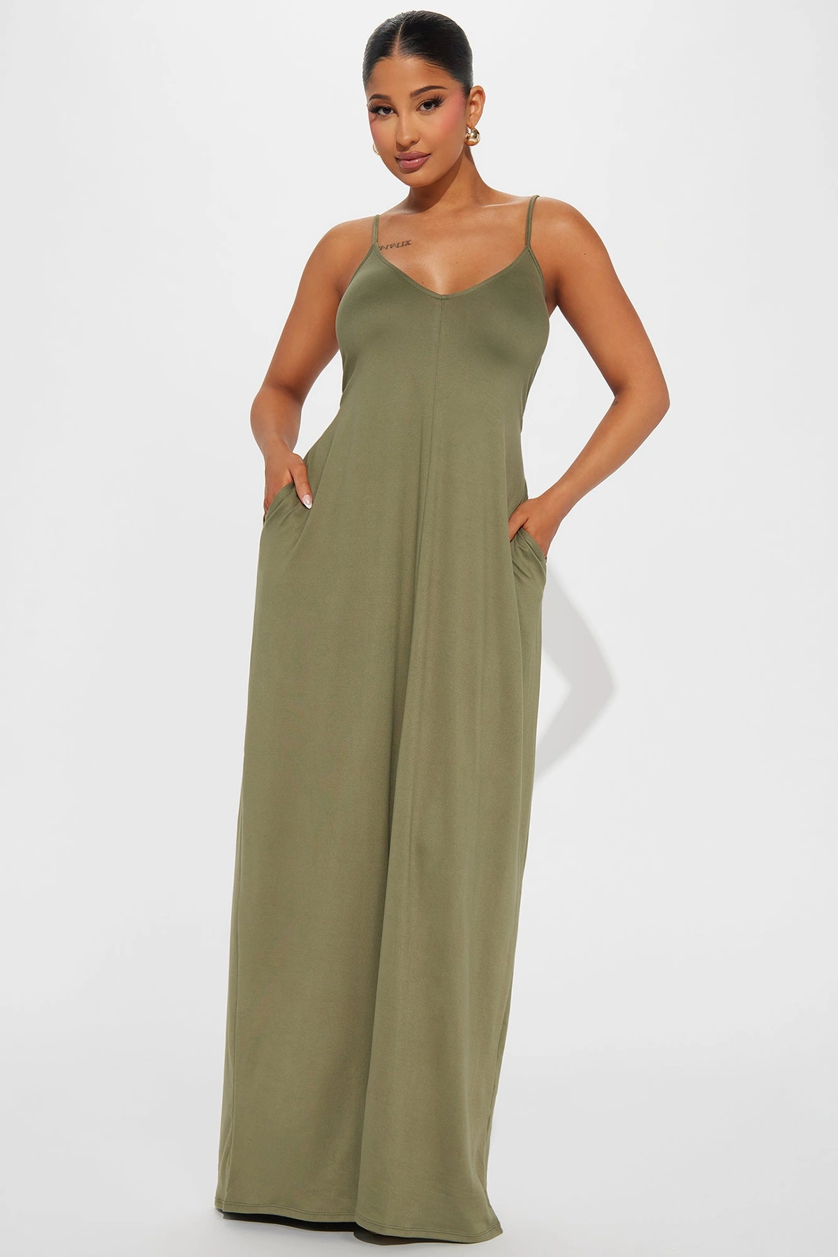 Simple Saturday Maxi Dress - Olive — Verde-azeitona