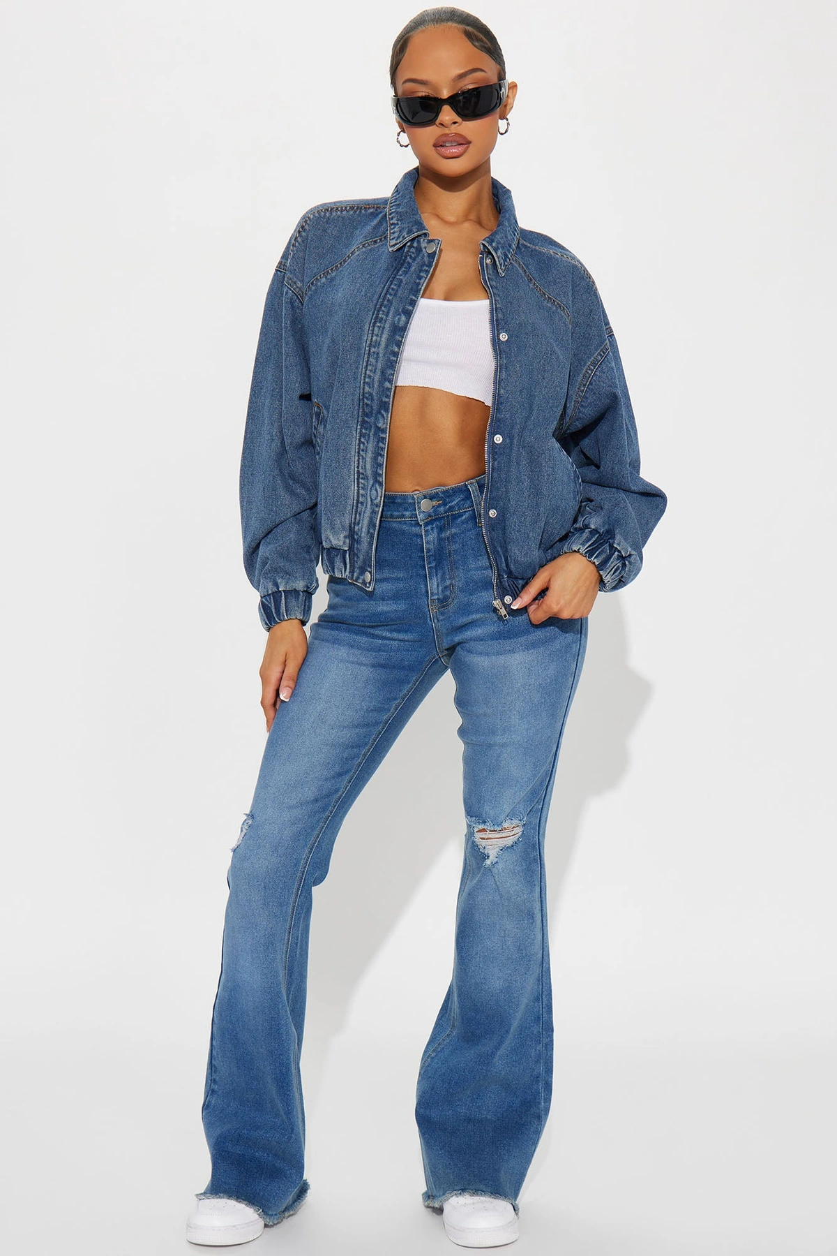 Such Big Talk Denim Bomber Jacket - Dark Wash — Ganga de lavagem escura