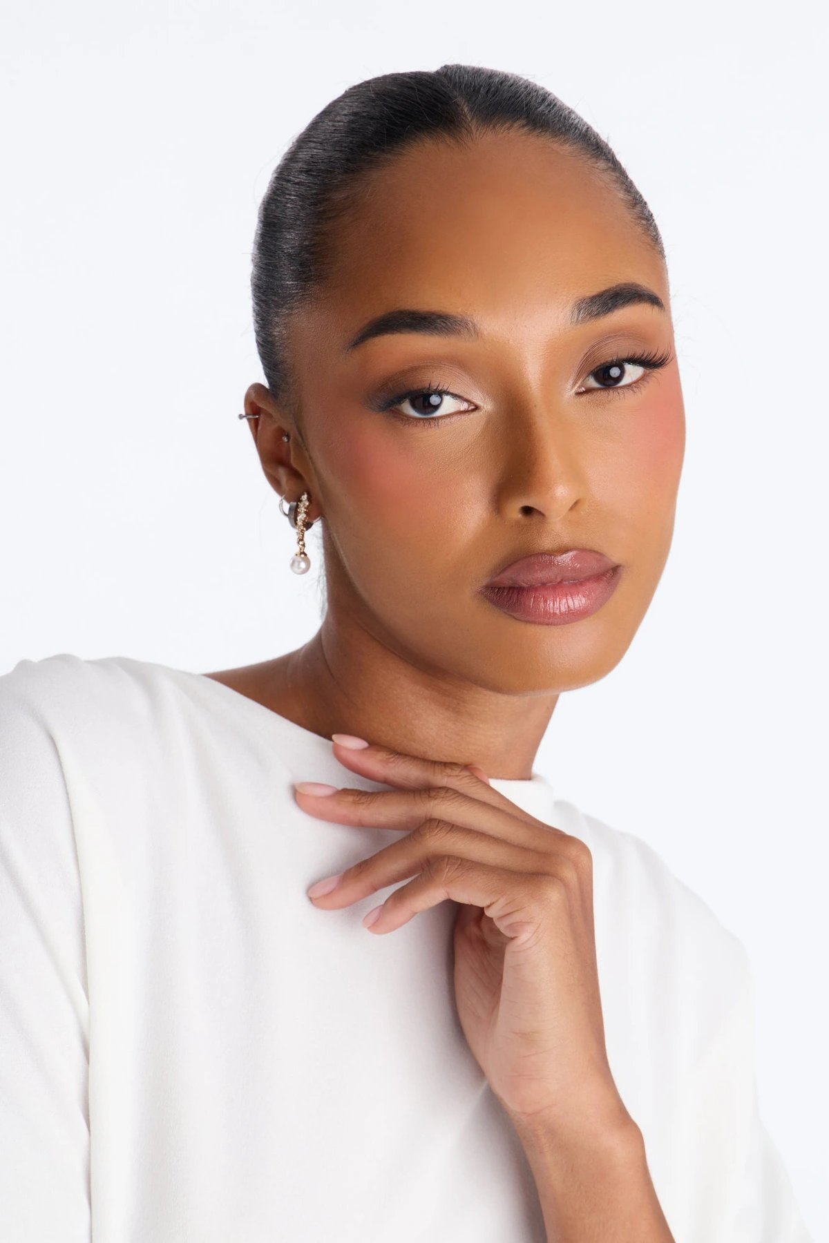 Never Ending Love Drop Earrings - Gold — Dourado