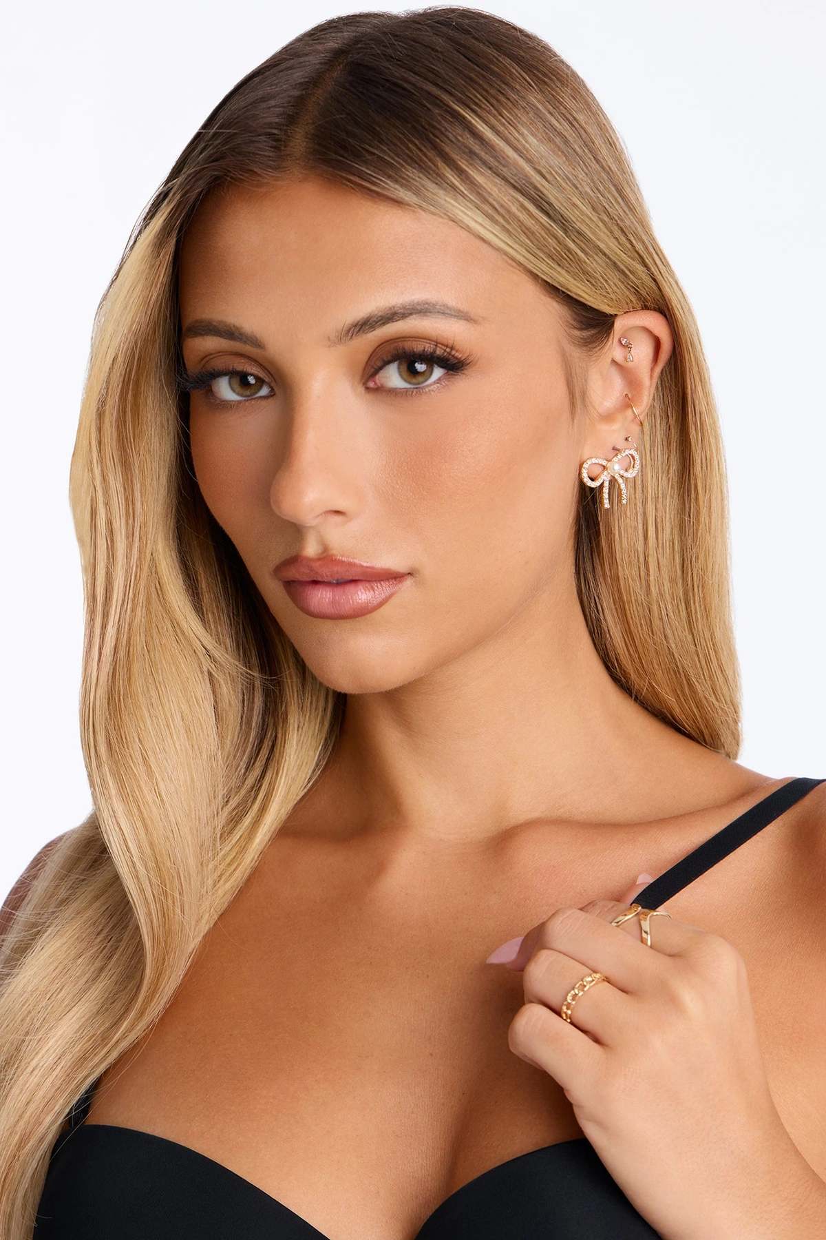Sweetheart Bow Stud Earrings - Gold — Dourado