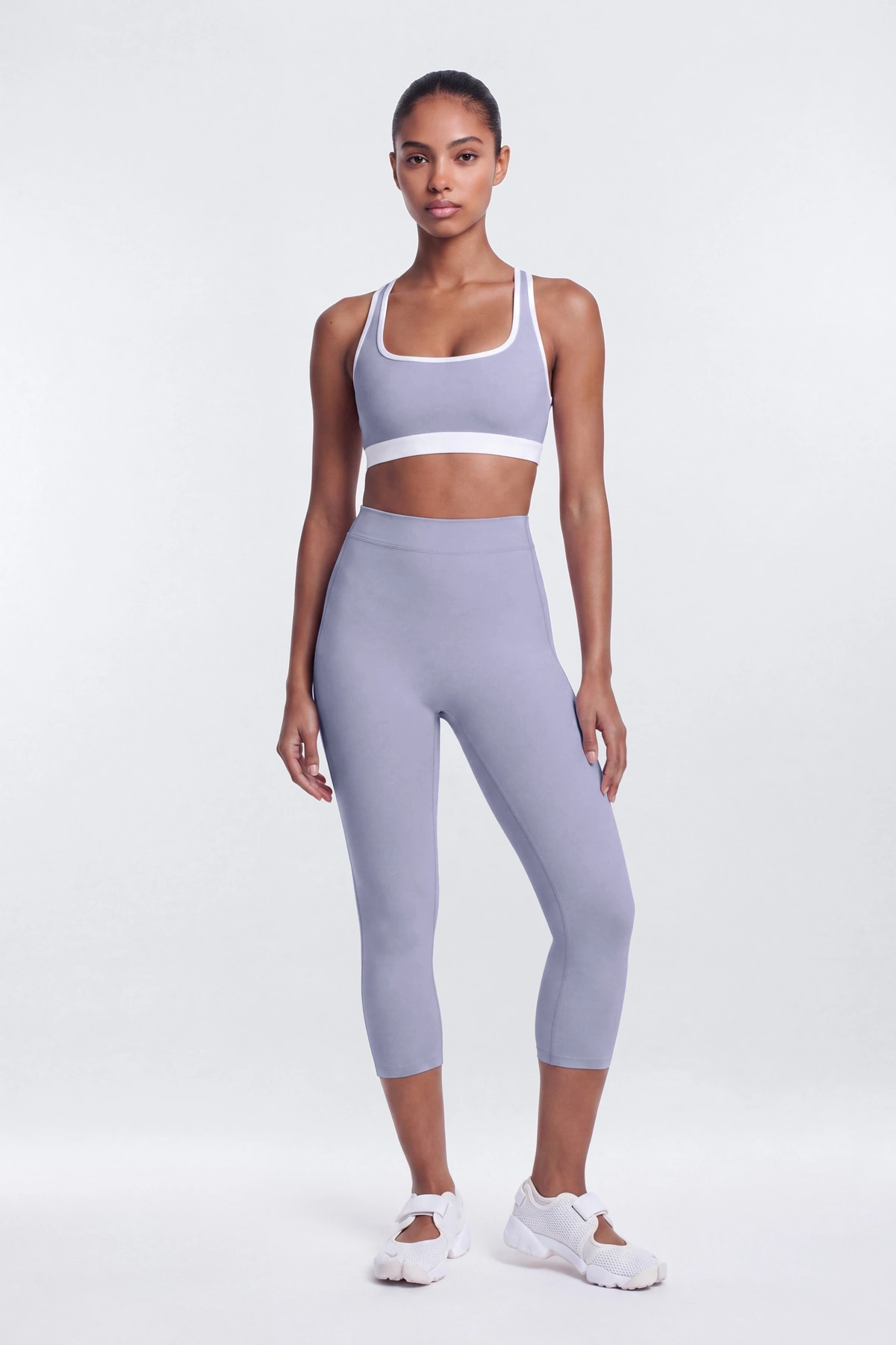 ProStretch™ 17″ Deep V Back Capri Legging - Dusty Lavender — Dusty Lavanda