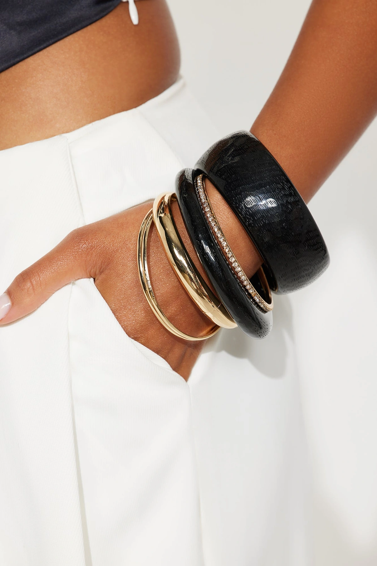 Ashtin 6 Piece Bangle Set - Black/combo — Preto/combinação