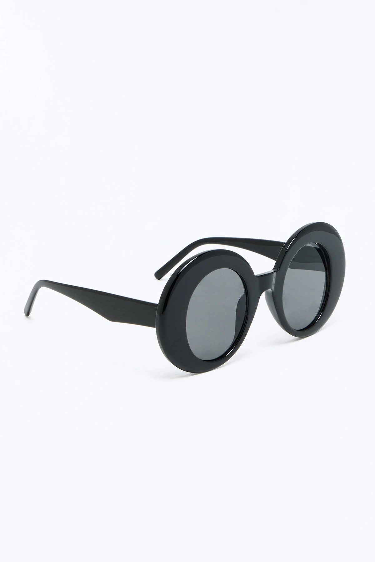 Lost In The Thrill Sunglasses - Black — Preto