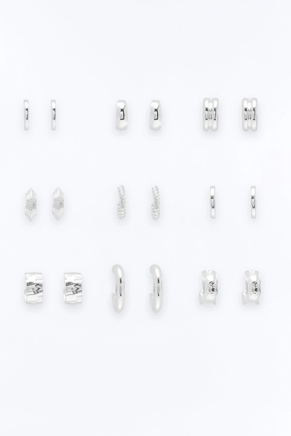 Daily Muse 9 Pair Hoop Earring Set - Silver — Prateado