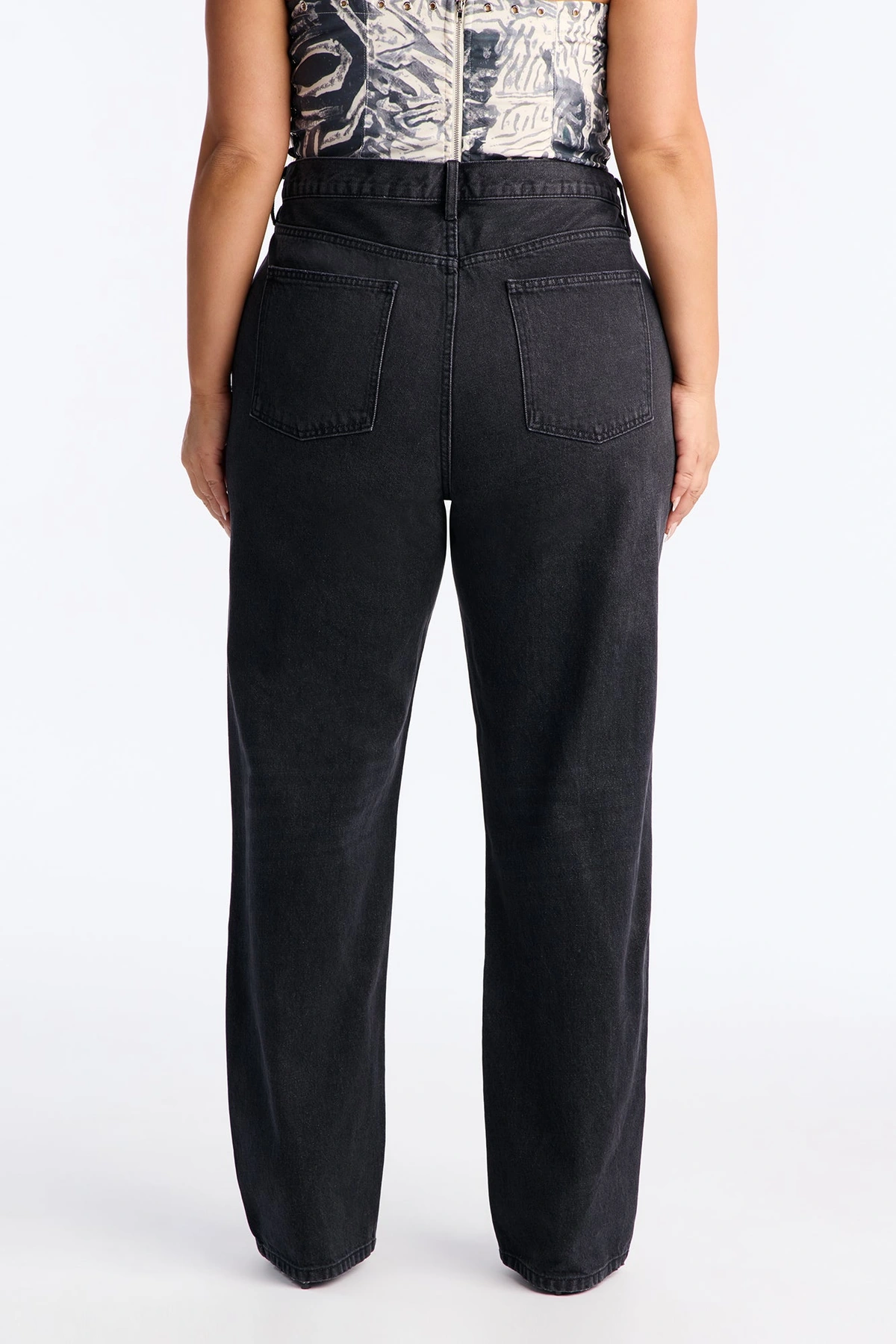 Crossover Straight Leg Jeans - Black Wash — Ganga preta
