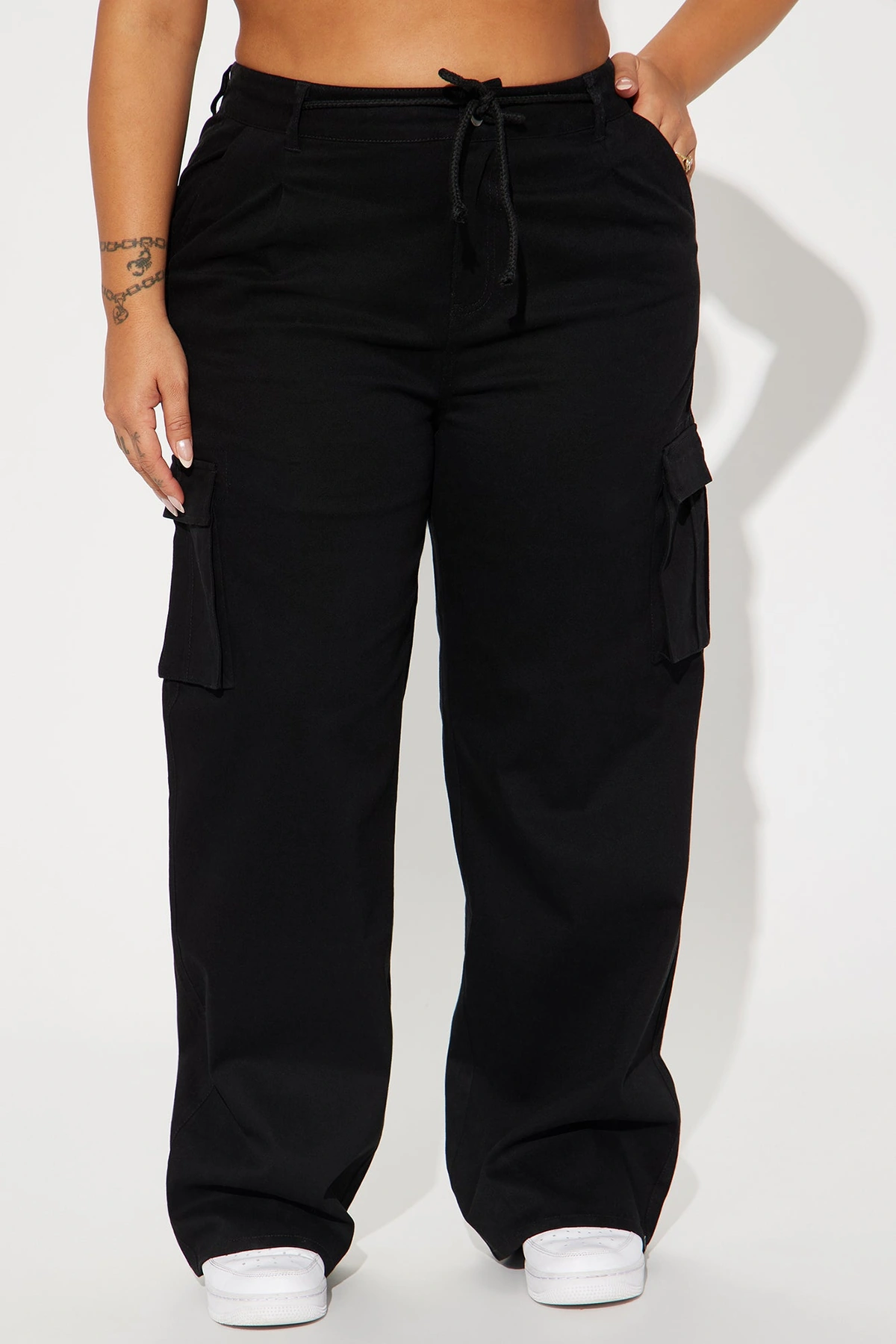 Out For The Day Cargo Pant - Black — Preto