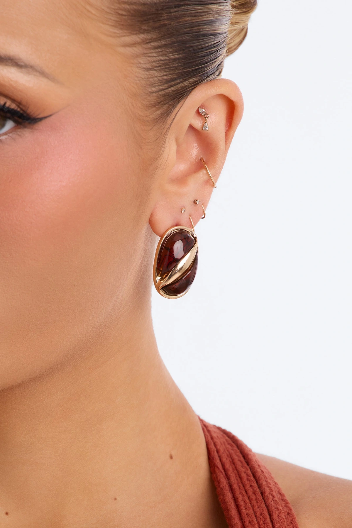 Afterglow Jeweled Stud Earrings - Gold/Brown — Dourado/Castanho