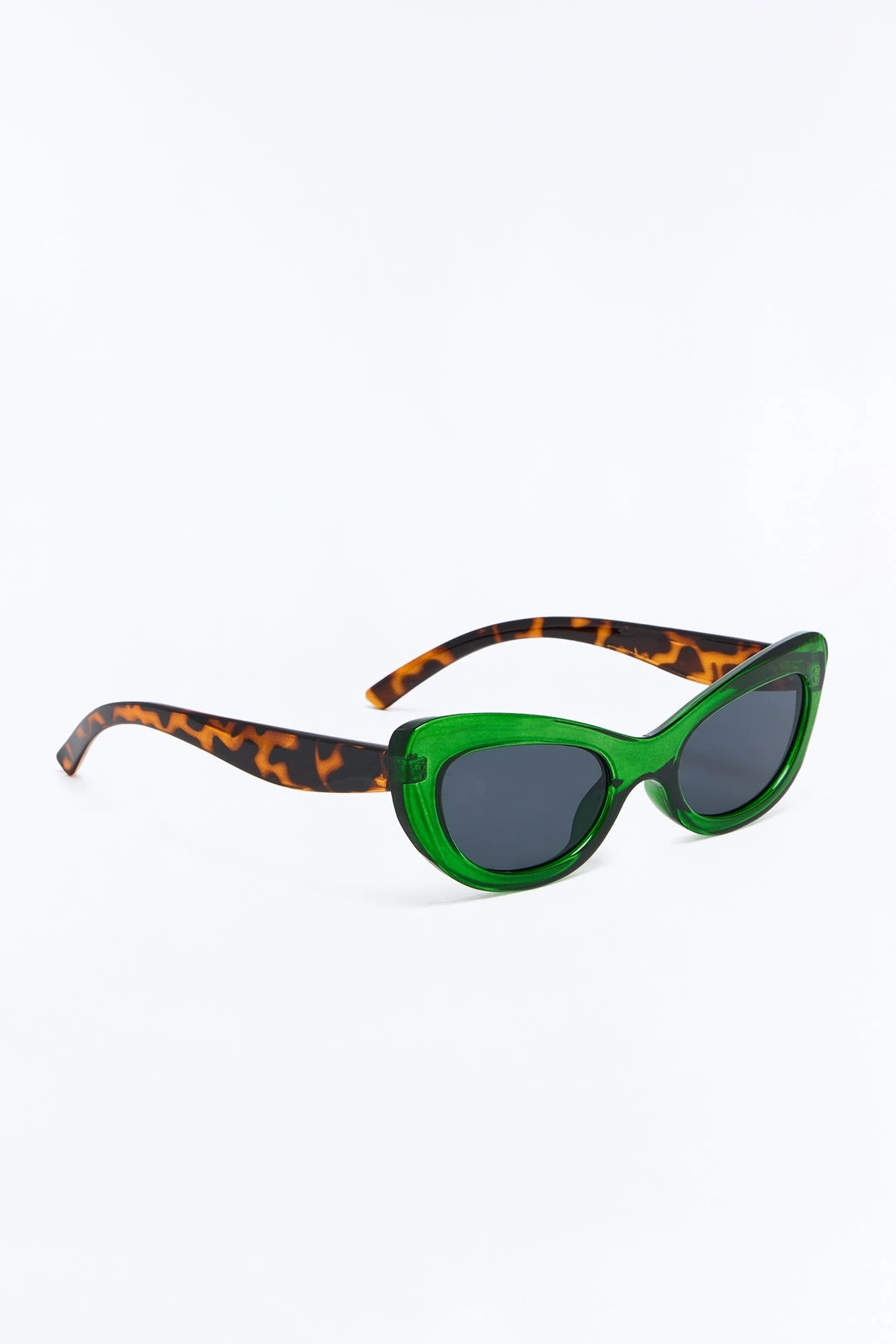 Different Location Sunglasses - Green — Verde