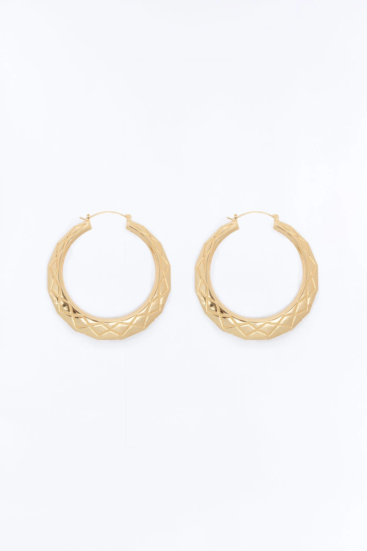 Keep It Simple Hoop Earrings - Gold — Dourado