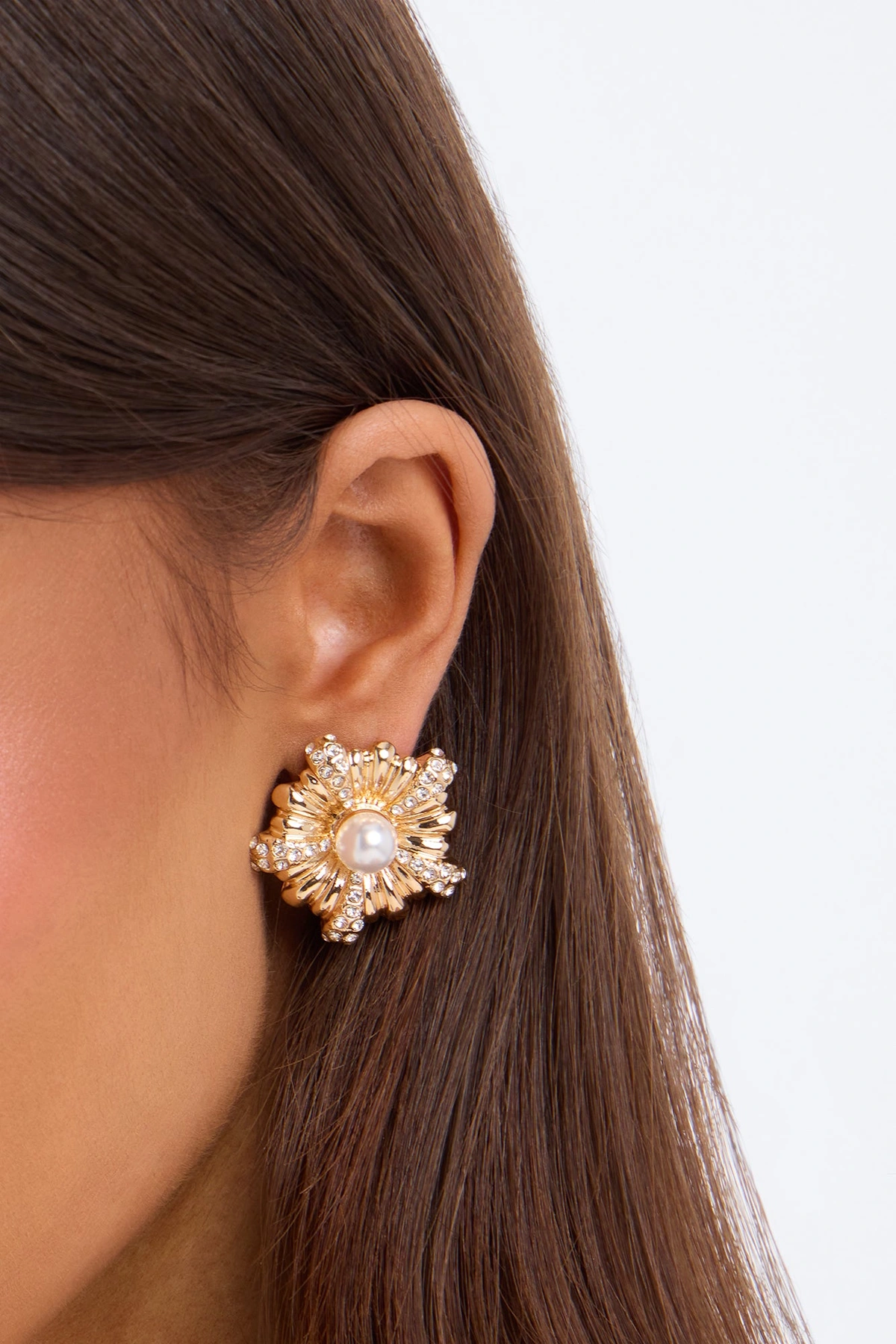 Tonight's Celebration Stud Earrings - Gold — Dourado