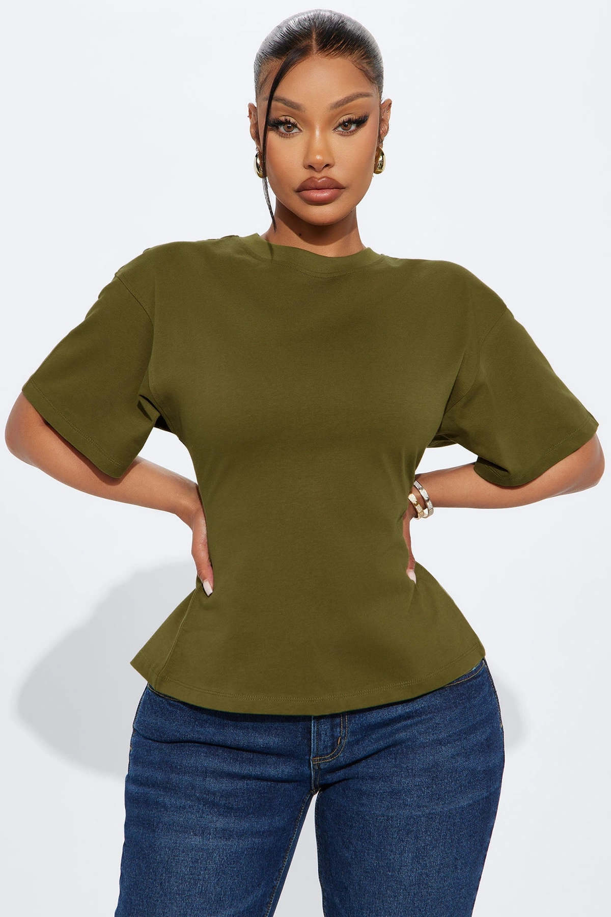 Jayden Fitted T-Shirt - Olive — Verde-azeitona