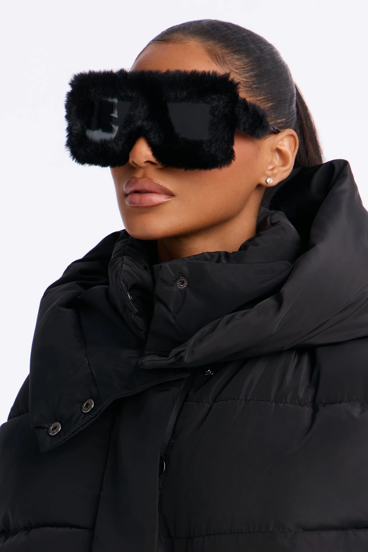 Fur Sight Sunglasses - Black — Preto