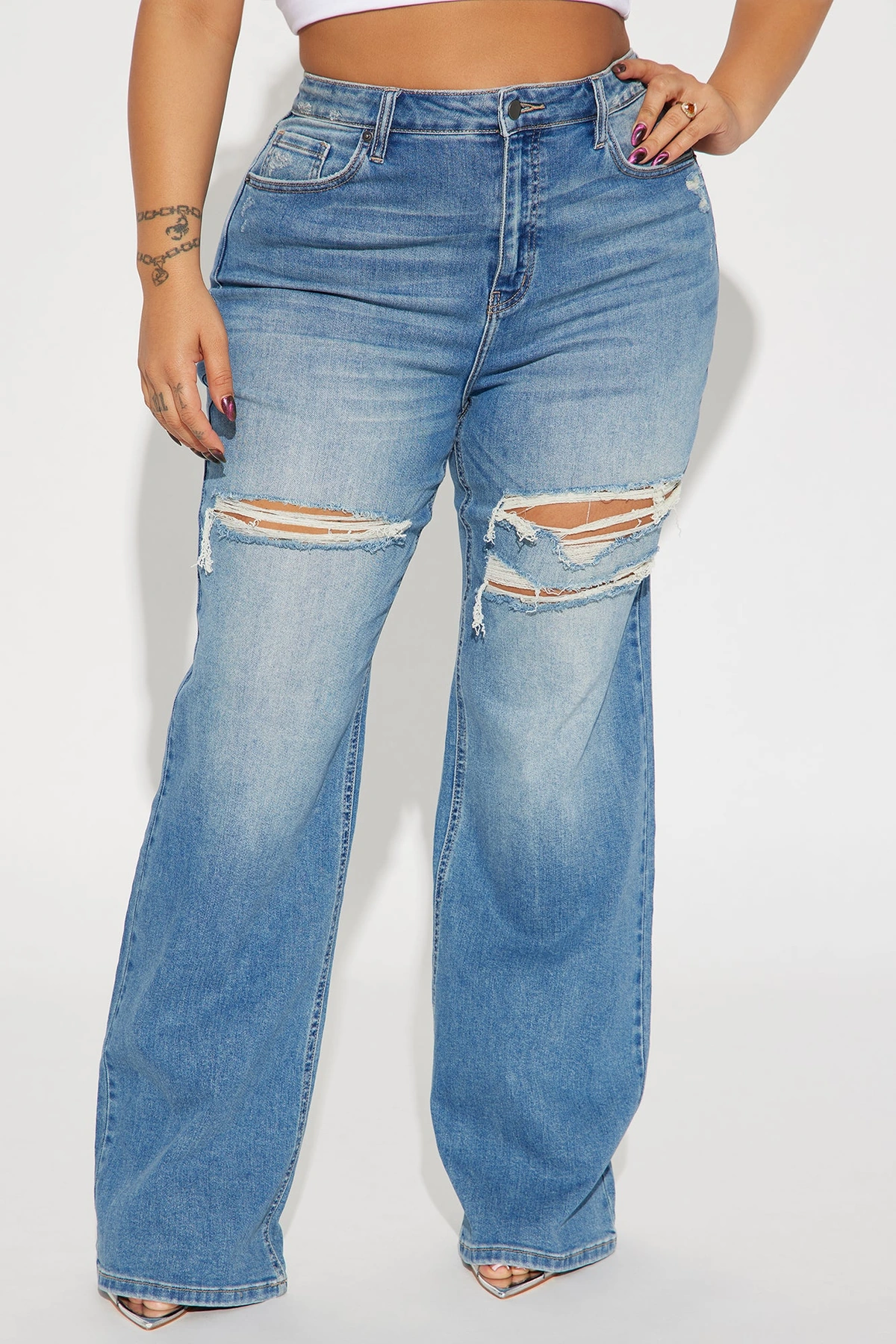 Remi Ripped Stretch Baggy Jeans - Medium Wash — Ganga de lavagem média