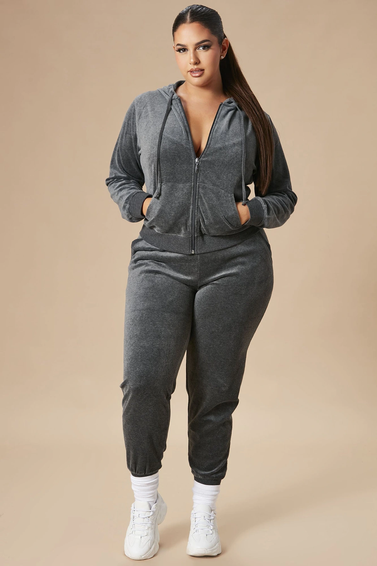 The Original Trendsetter Velour Set - Charcoal — Cinzento-escuro