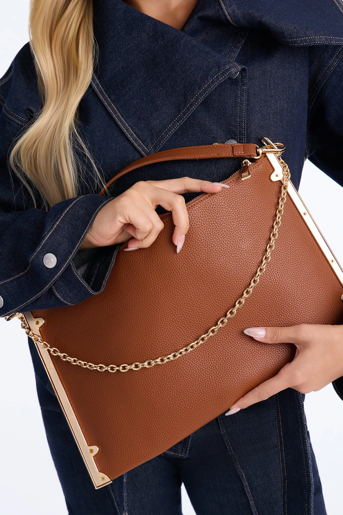 Soft Structure Faux Leather Shoulder Handbag - Brown — Castanho