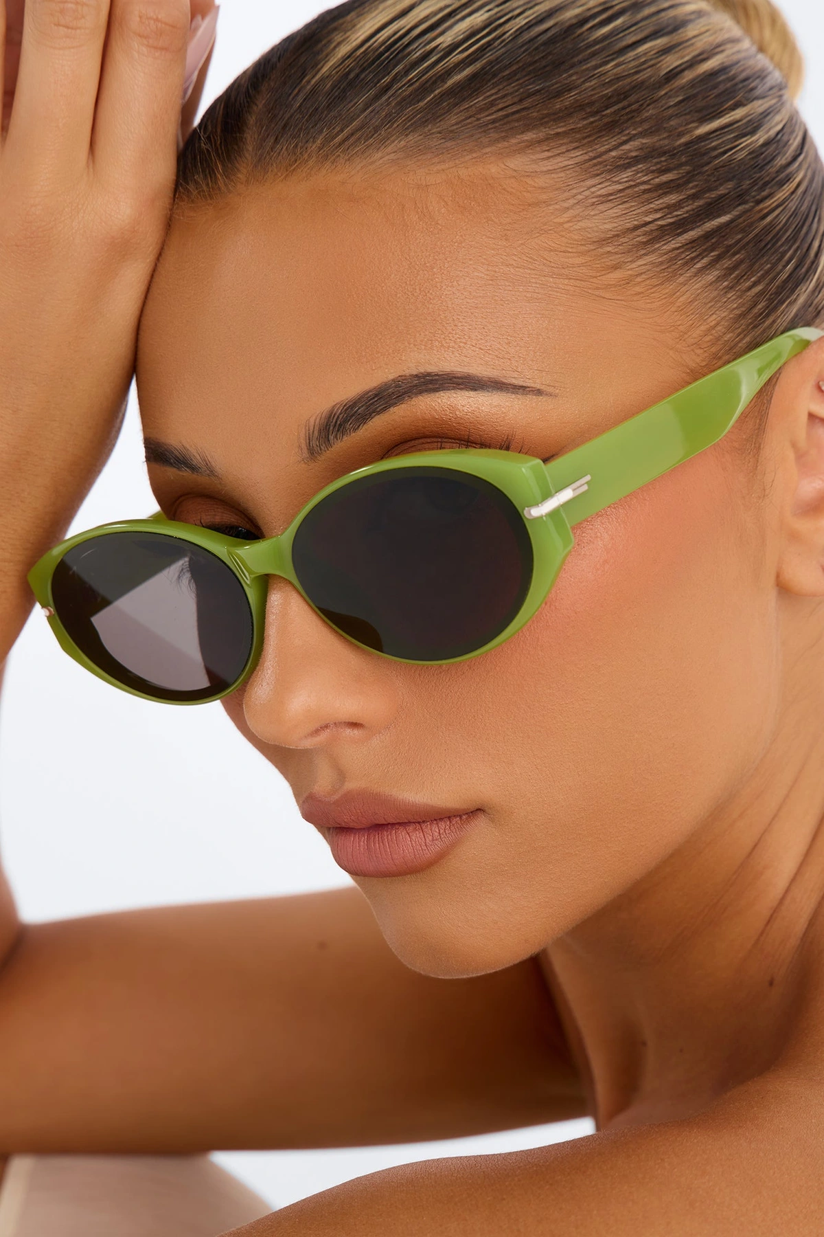Just Walk Away Sunglasses - Green — Verde