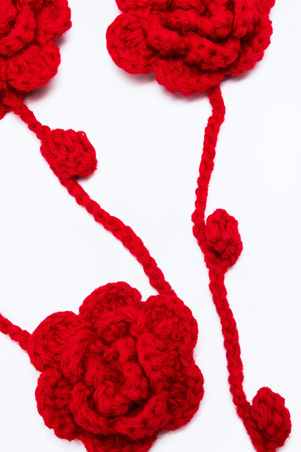 In Full Bloom Crochet Necklace Scarf - Red — Vermelho