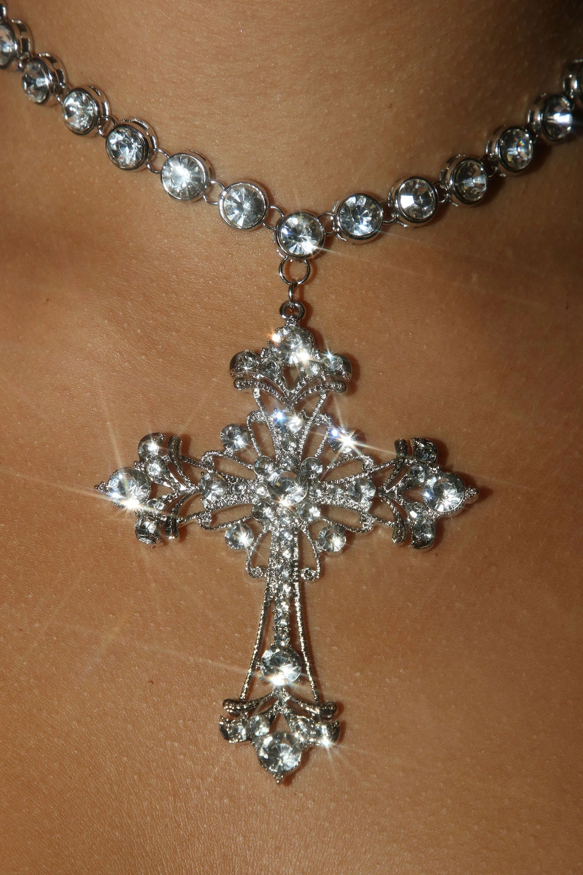 Crossed My Path Necklace - Silver — Prateado